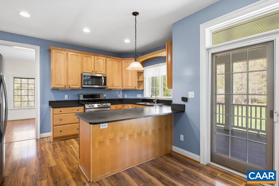 3627 HARDWARE RD, SCOTTSVILLE, Virginia 24590, 3 Bedrooms Bedrooms, ,2 BathroomsBathrooms,Residential,3627 HARDWARE RD,675783 MLS # 675783