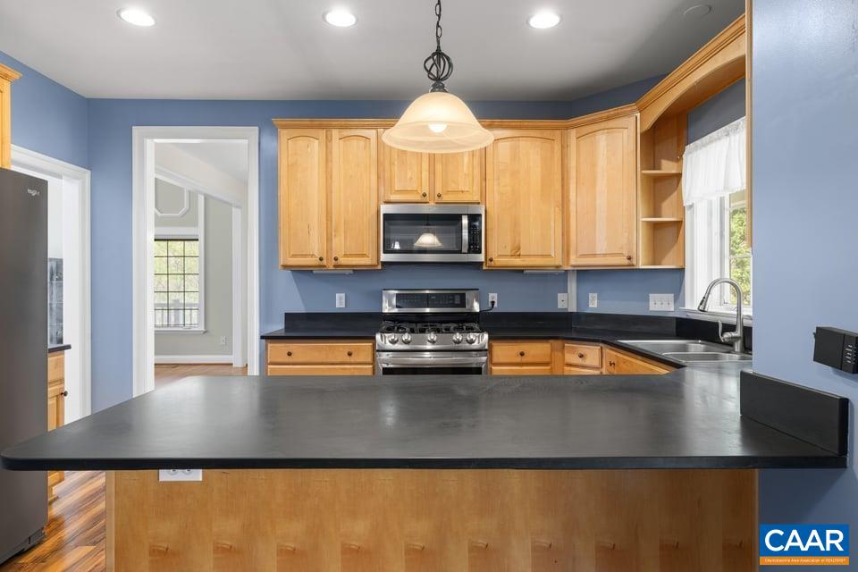 3627 HARDWARE RD, SCOTTSVILLE, Virginia 24590, 3 Bedrooms Bedrooms, ,2 BathroomsBathrooms,Residential,3627 HARDWARE RD,675783 MLS # 675783