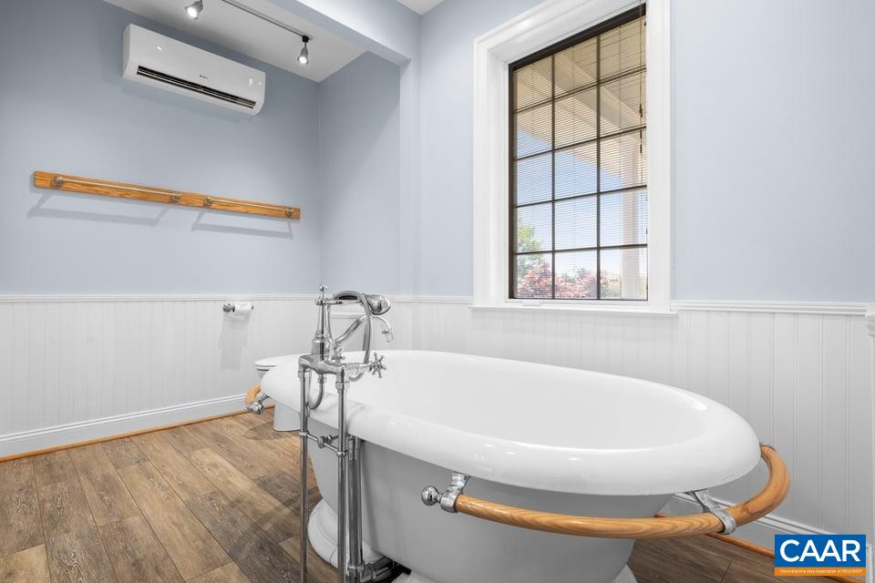 3627 HARDWARE RD, SCOTTSVILLE, Virginia 24590, 3 Bedrooms Bedrooms, ,2 BathroomsBathrooms,Residential,3627 HARDWARE RD,675783 MLS # 675783