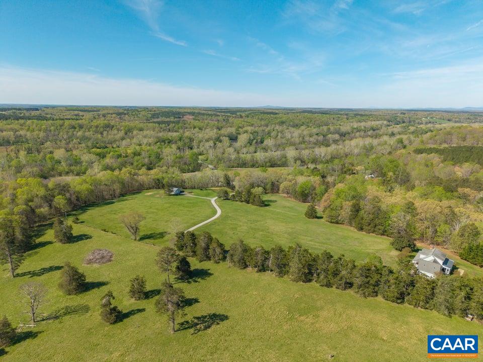 3627 HARDWARE RD, SCOTTSVILLE, Virginia 24590, 3 Bedrooms Bedrooms, ,2 BathroomsBathrooms,Residential,3627 HARDWARE RD,675783 MLS # 675783