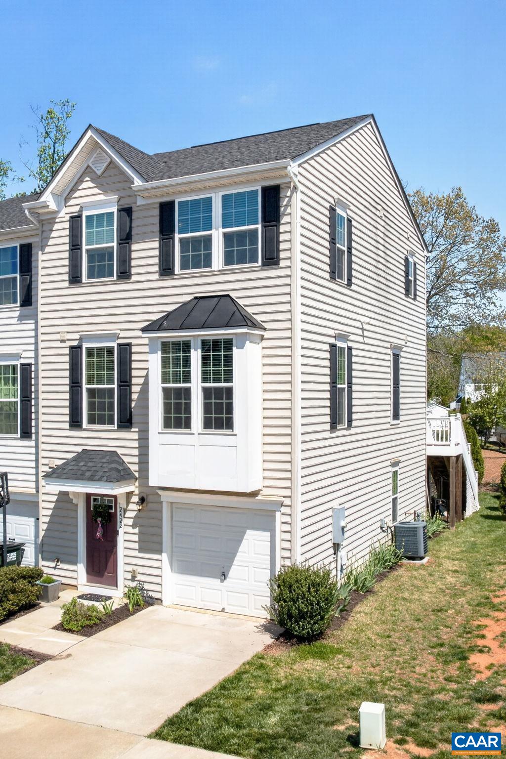 2422 POCOSON WOOD CT, CHARLOTTESVILLE, Virginia 22911, 3 Bedrooms Bedrooms, ,2 BathroomsBathrooms,Residential,2422 POCOSON WOOD CT,675793 MLS # 675793