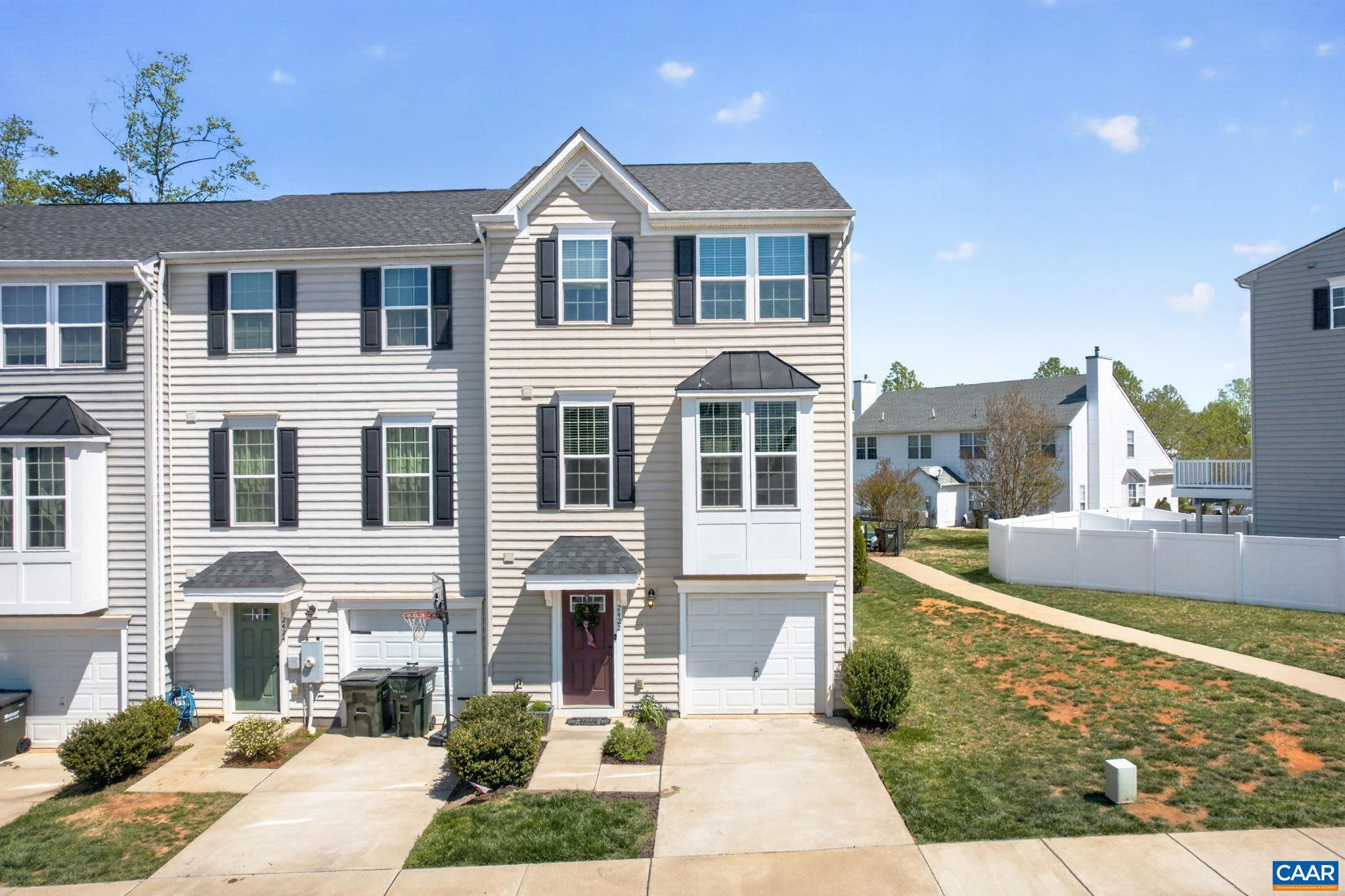2422 POCOSON WOOD CT, CHARLOTTESVILLE, Virginia 22911, 3 Bedrooms Bedrooms, ,2 BathroomsBathrooms,Residential,2422 POCOSON WOOD CT,675793 MLS # 675793