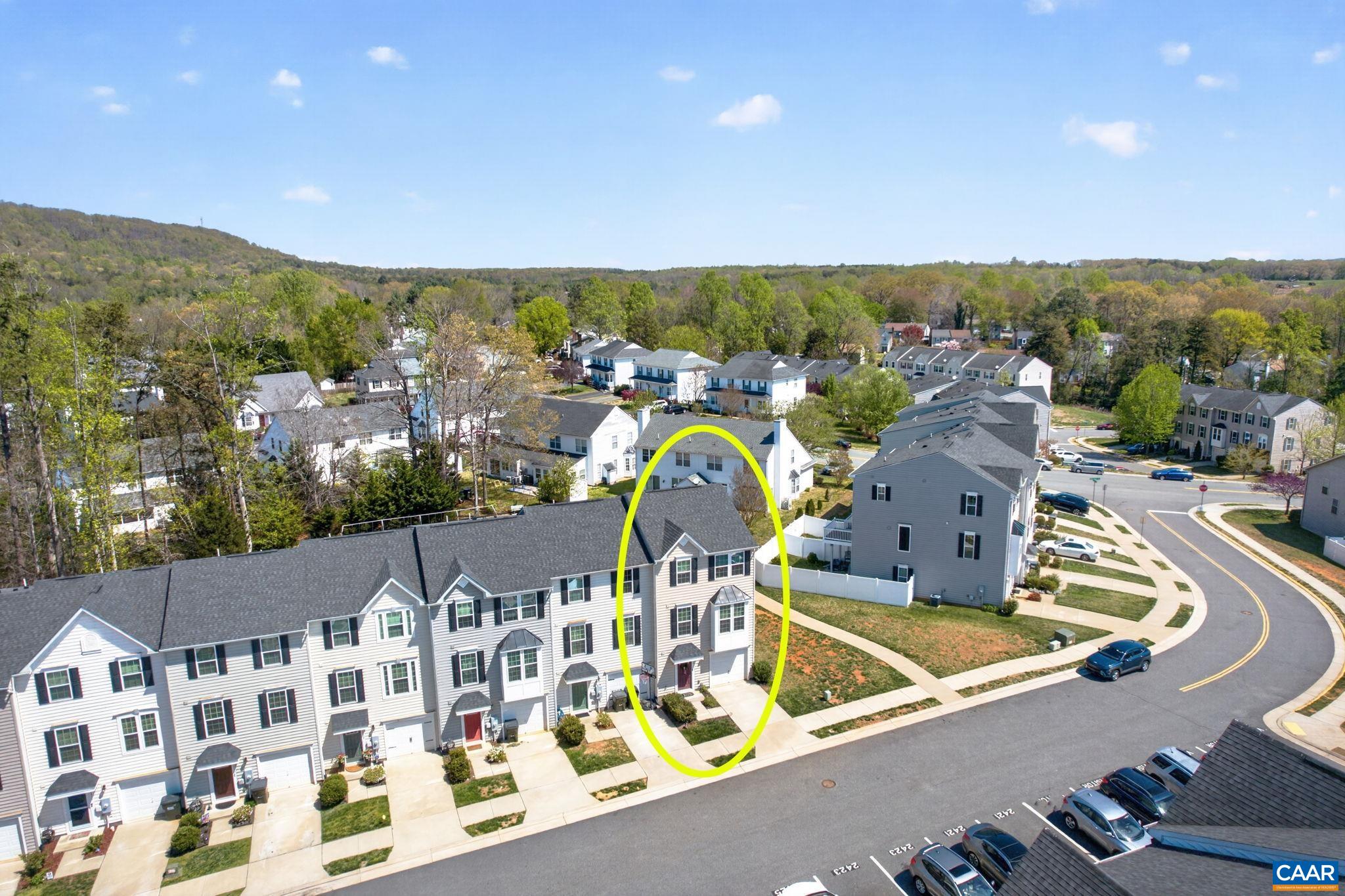 2422 POCOSON WOOD CT, CHARLOTTESVILLE, Virginia 22911, 3 Bedrooms Bedrooms, ,2 BathroomsBathrooms,Residential,2422 POCOSON WOOD CT,675793 MLS # 675793