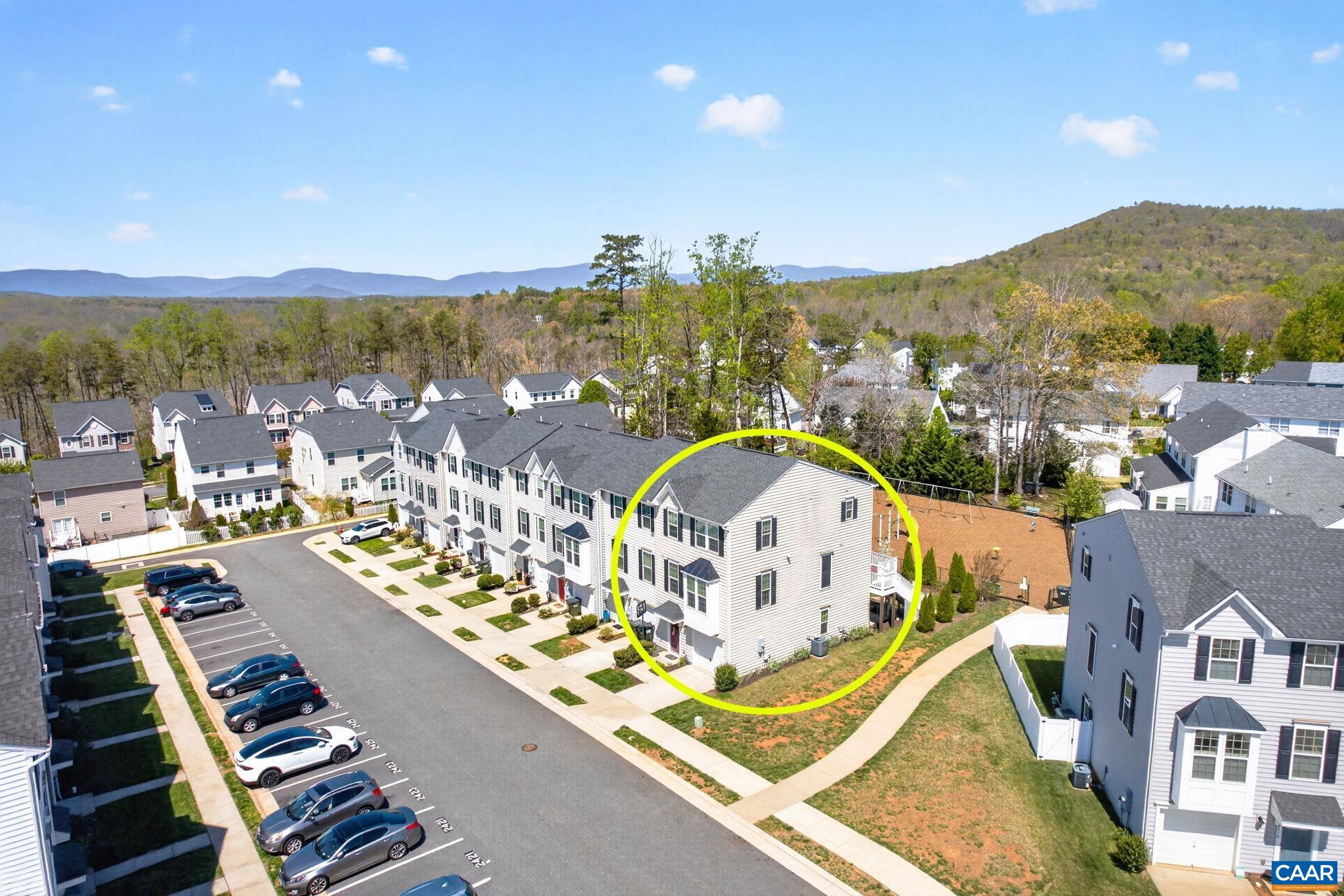 2422 POCOSON WOOD CT, CHARLOTTESVILLE, Virginia 22911, 3 Bedrooms Bedrooms, ,2 BathroomsBathrooms,Residential,2422 POCOSON WOOD CT,675793 MLS # 675793