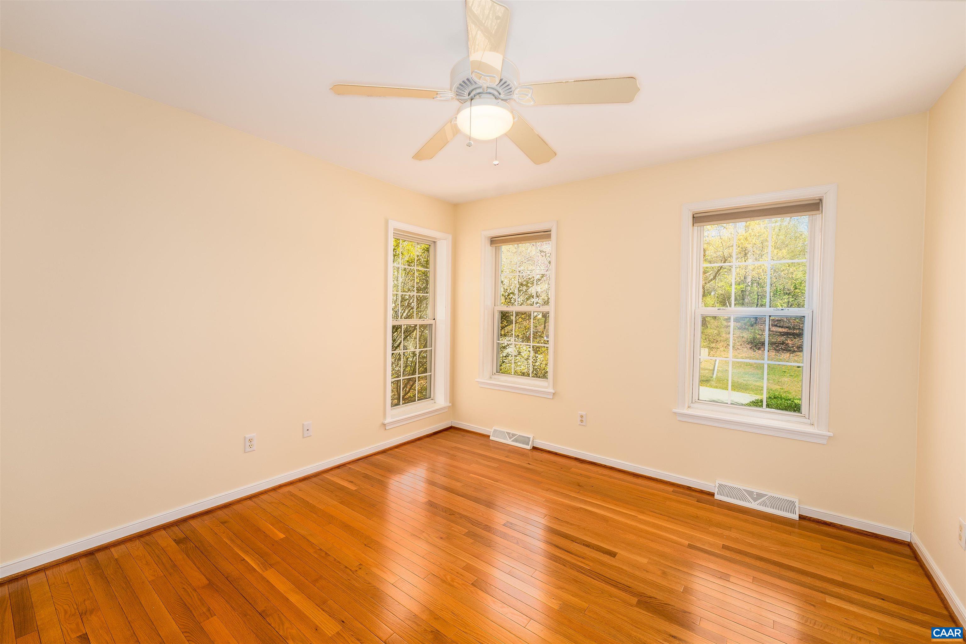 213 FOX HORN LN, CHARLOTTESVILLE, Virginia 22902, 4 Bedrooms Bedrooms, ,3 BathroomsBathrooms,Residential,213 FOX HORN LN,675796 MLS # 675796