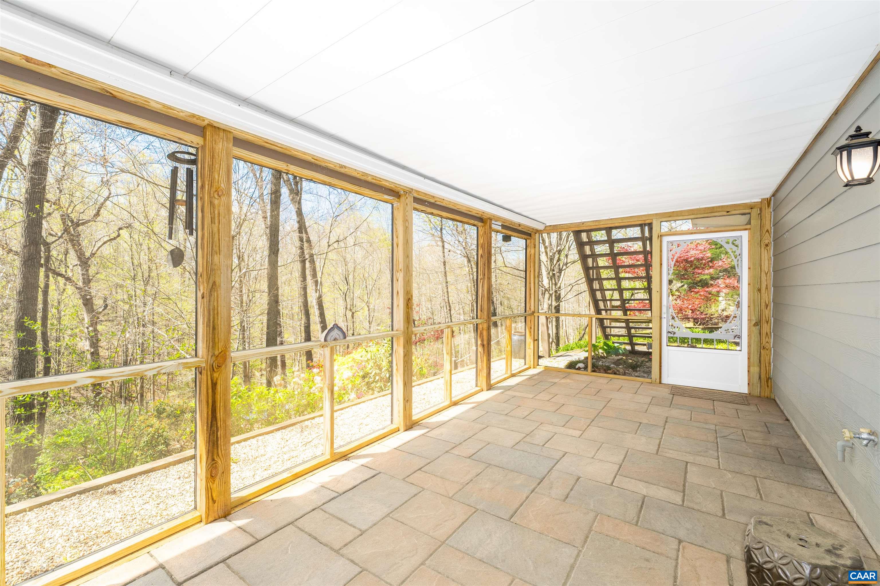 213 FOX HORN LN, CHARLOTTESVILLE, Virginia 22902, 4 Bedrooms Bedrooms, ,3 BathroomsBathrooms,Residential,213 FOX HORN LN,675796 MLS # 675796