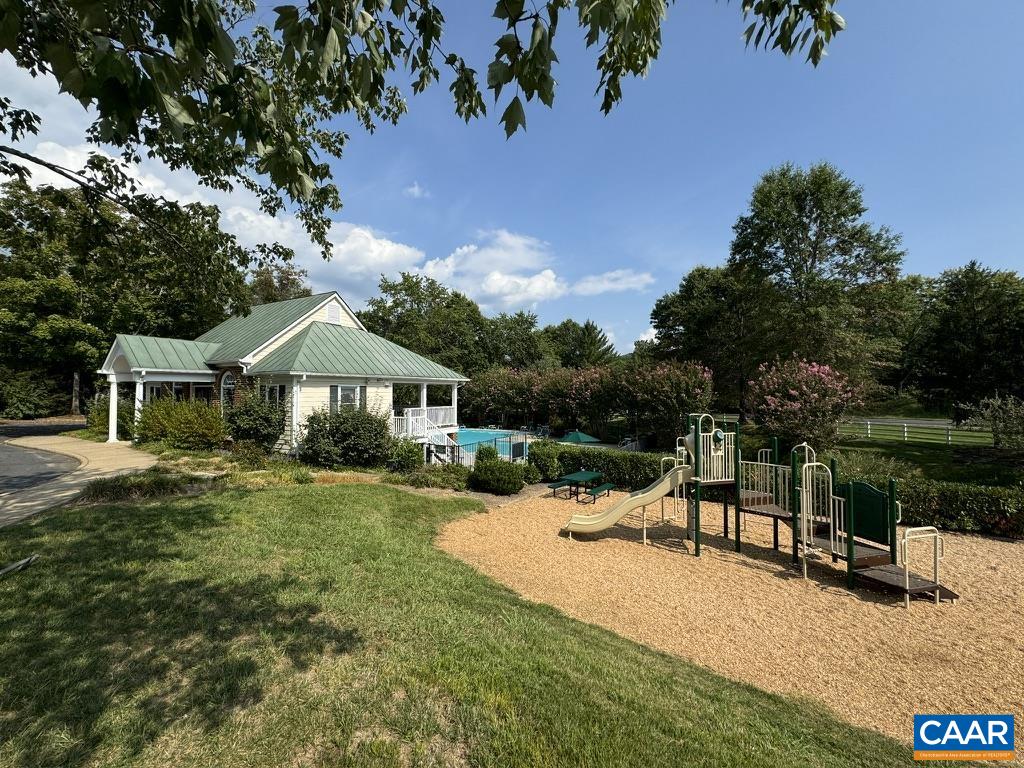 213 FOX HORN LN, CHARLOTTESVILLE, Virginia 22902, 4 Bedrooms Bedrooms, ,3 BathroomsBathrooms,Residential,213 FOX HORN LN,675796 MLS # 675796