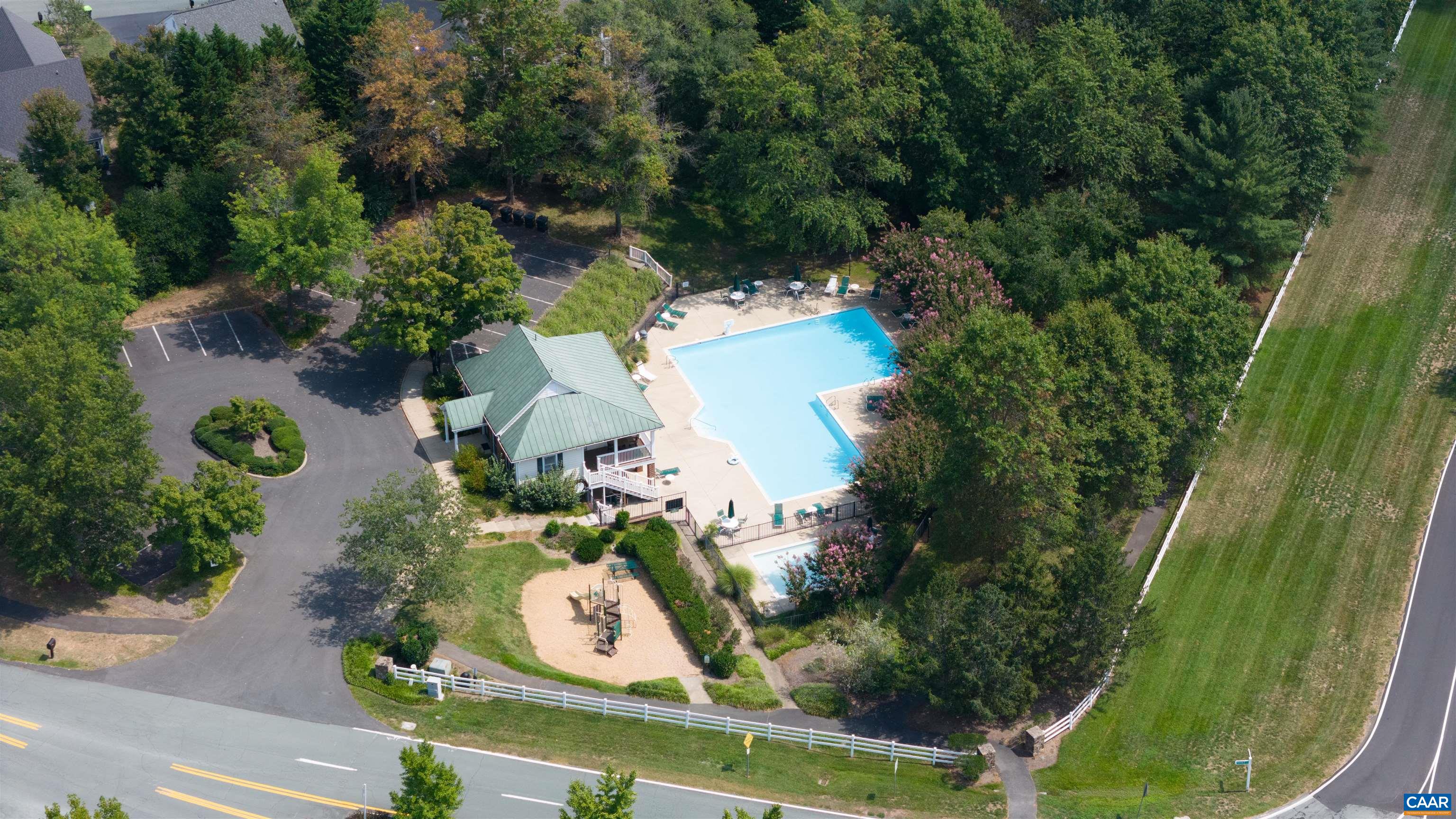 213 FOX HORN LN, CHARLOTTESVILLE, Virginia 22902, 4 Bedrooms Bedrooms, ,3 BathroomsBathrooms,Residential,213 FOX HORN LN,675796 MLS # 675796