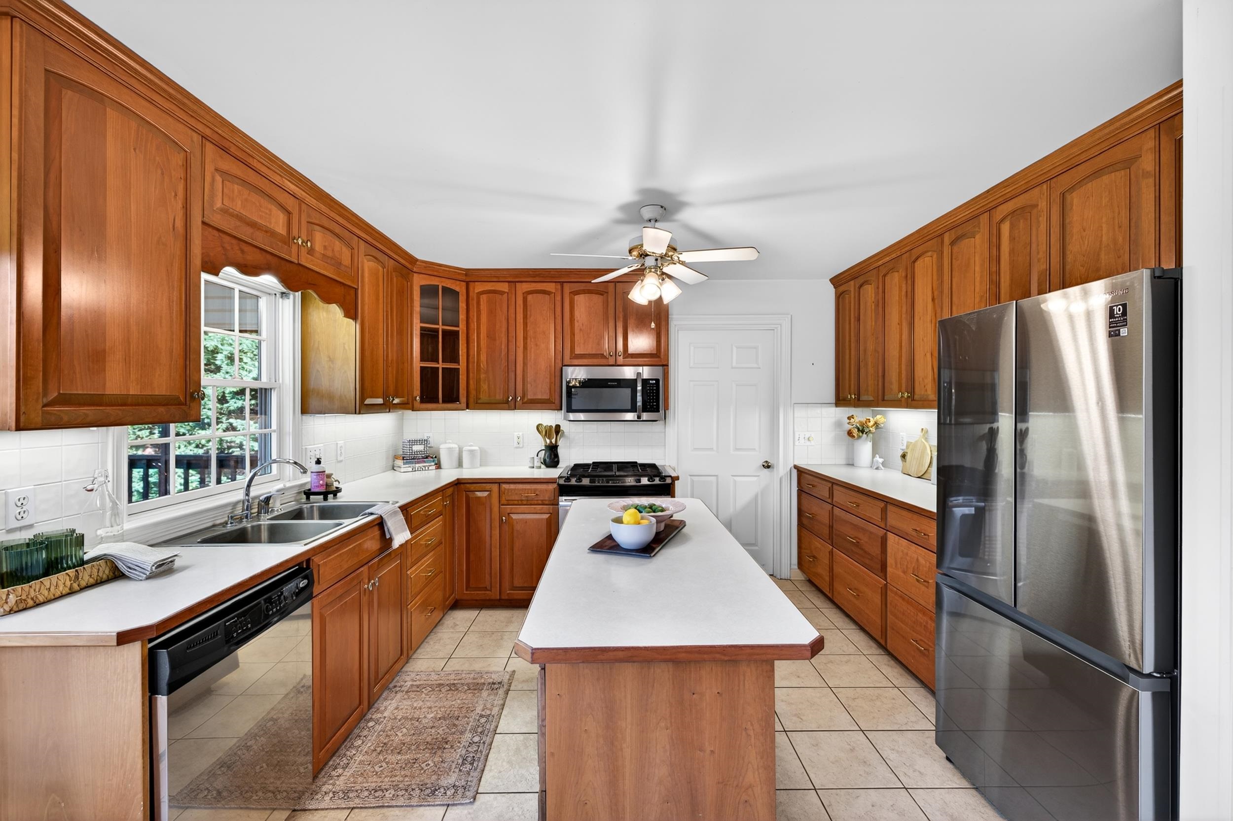 3029 BROOKSTONE DR, ROCKINGHAM, Virginia 22801, 5 Bedrooms Bedrooms, ,3 BathroomsBathrooms,Residential,3029 BROOKSTONE DR,675898 MLS # 675898