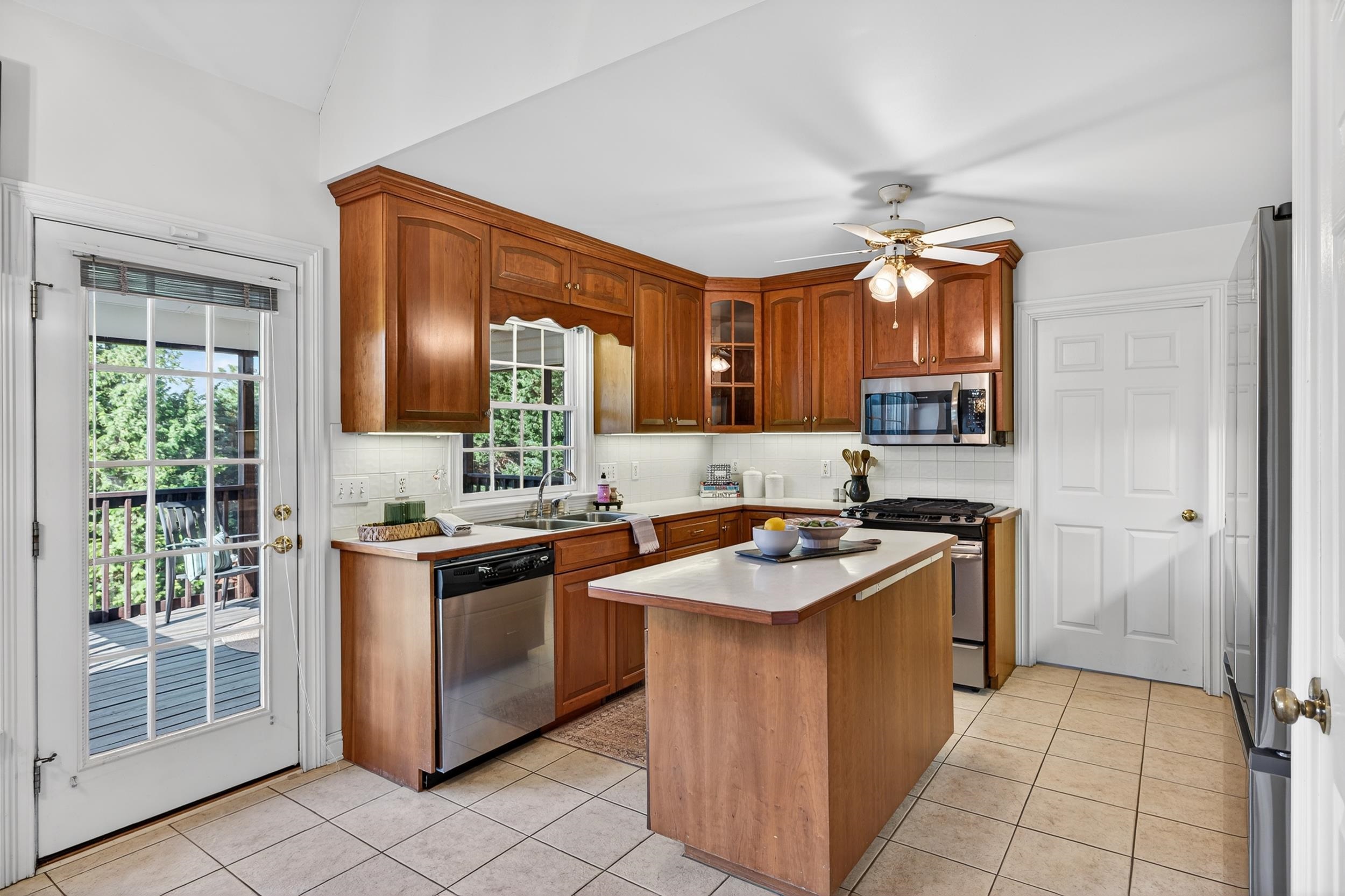 3029 BROOKSTONE DR, ROCKINGHAM, Virginia 22801, 5 Bedrooms Bedrooms, ,3 BathroomsBathrooms,Residential,3029 BROOKSTONE DR,675898 MLS # 675898