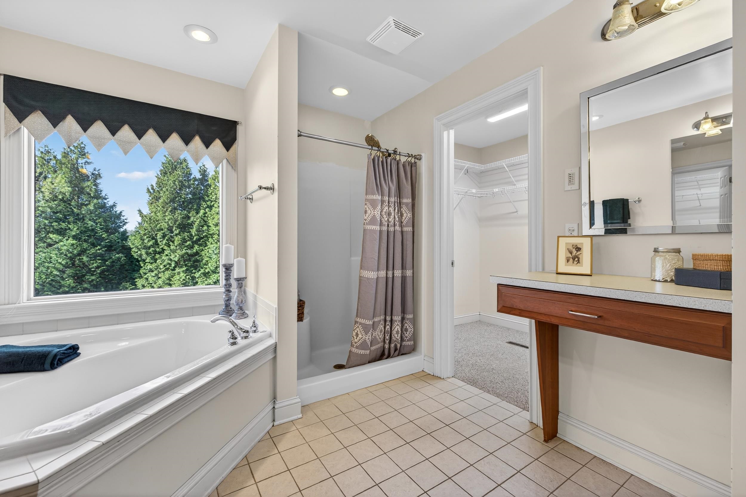 3029 BROOKSTONE DR, ROCKINGHAM, Virginia 22801, 5 Bedrooms Bedrooms, ,3 BathroomsBathrooms,Residential,3029 BROOKSTONE DR,675898 MLS # 675898