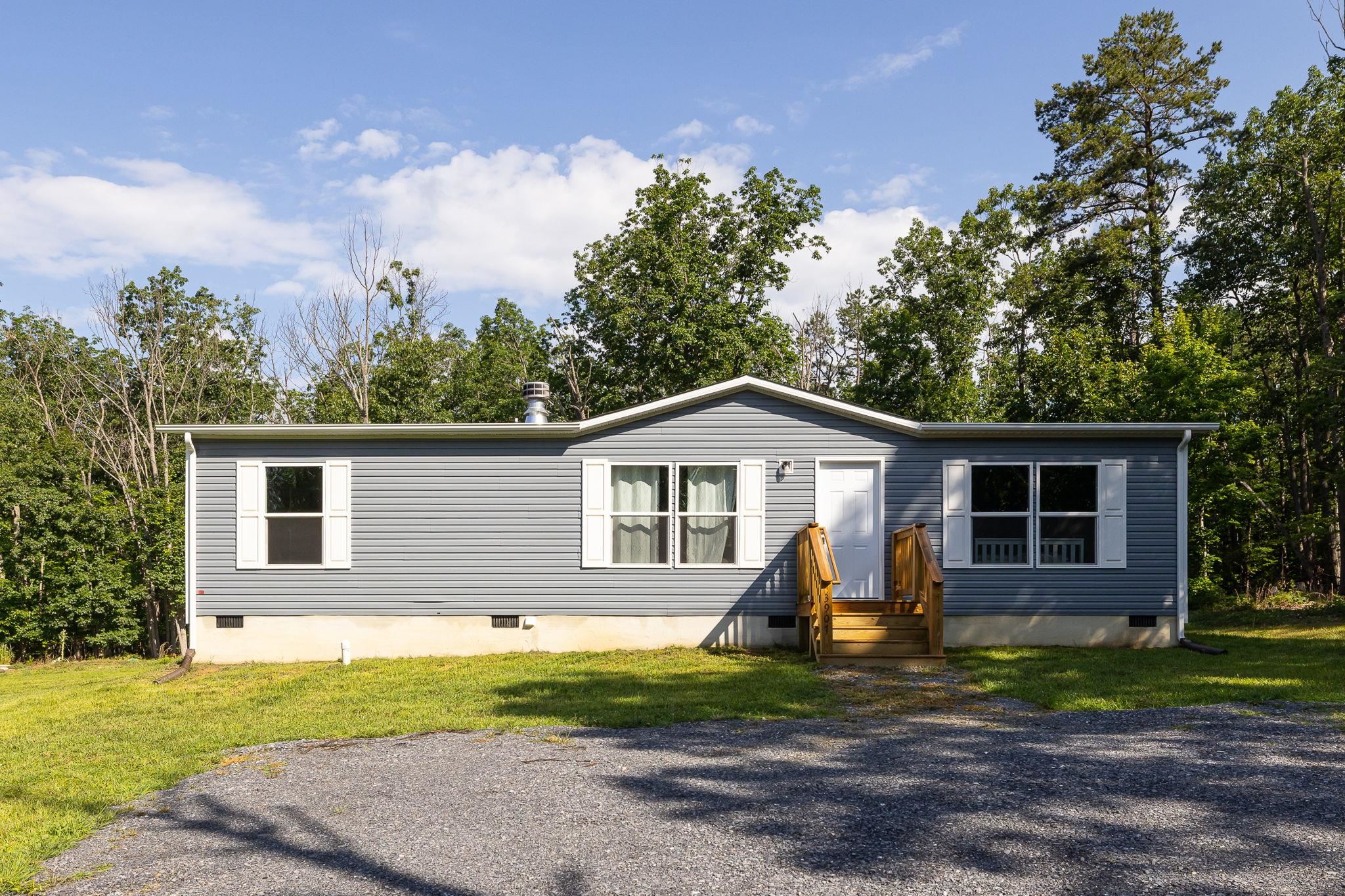 3907 MULE SKINNER LN, ELKTON, Virginia 22827, 3 Bedrooms Bedrooms, ,2 BathroomsBathrooms,Residential,3907 MULE SKINNER LN,675899 MLS # 675899