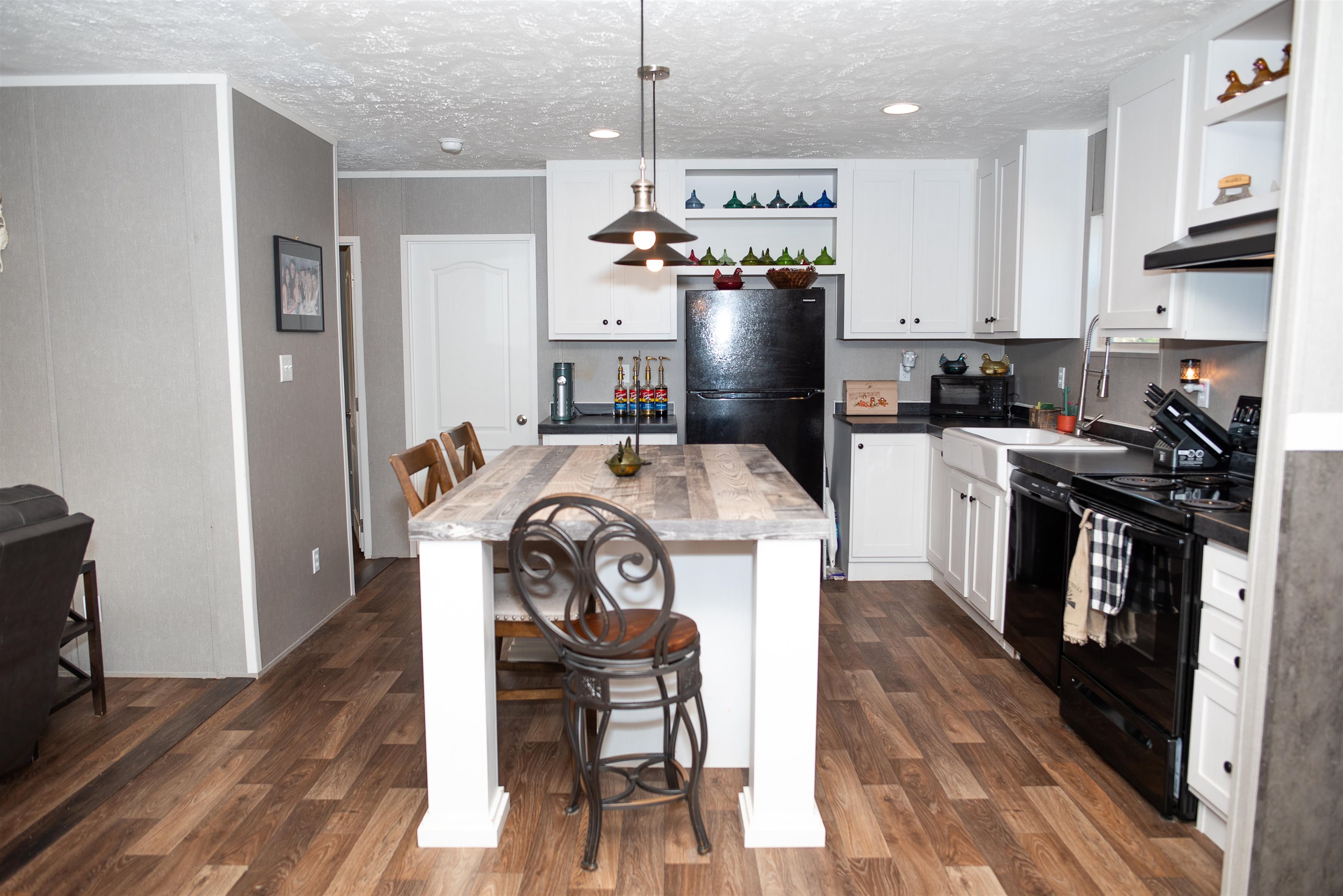 3907 MULE SKINNER LN, ELKTON, Virginia 22827, 3 Bedrooms Bedrooms, ,2 BathroomsBathrooms,Residential,3907 MULE SKINNER LN,675899 MLS # 675899