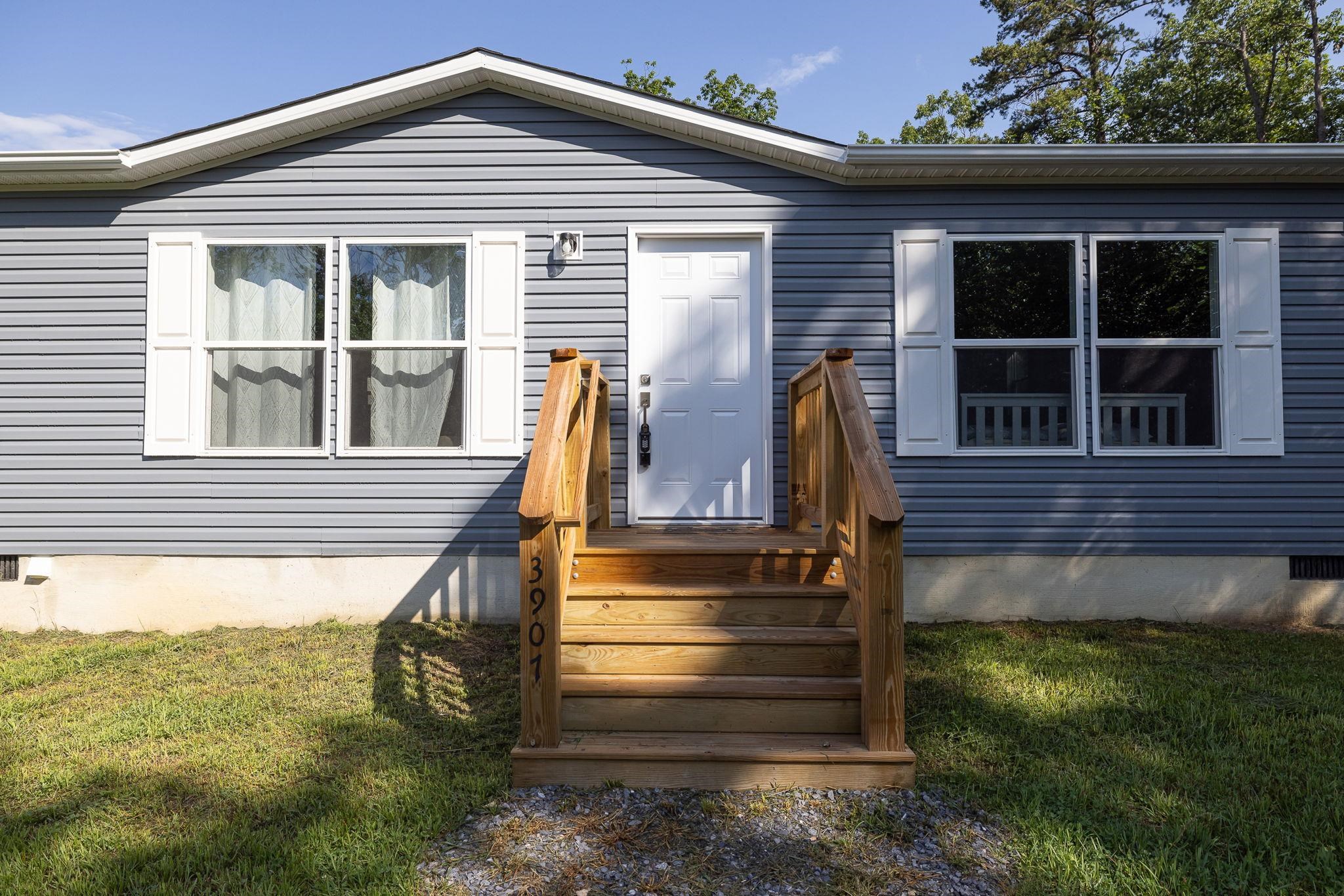 3907 MULE SKINNER LN, ELKTON, Virginia 22827, 3 Bedrooms Bedrooms, ,2 BathroomsBathrooms,Residential,3907 MULE SKINNER LN,675899 MLS # 675899