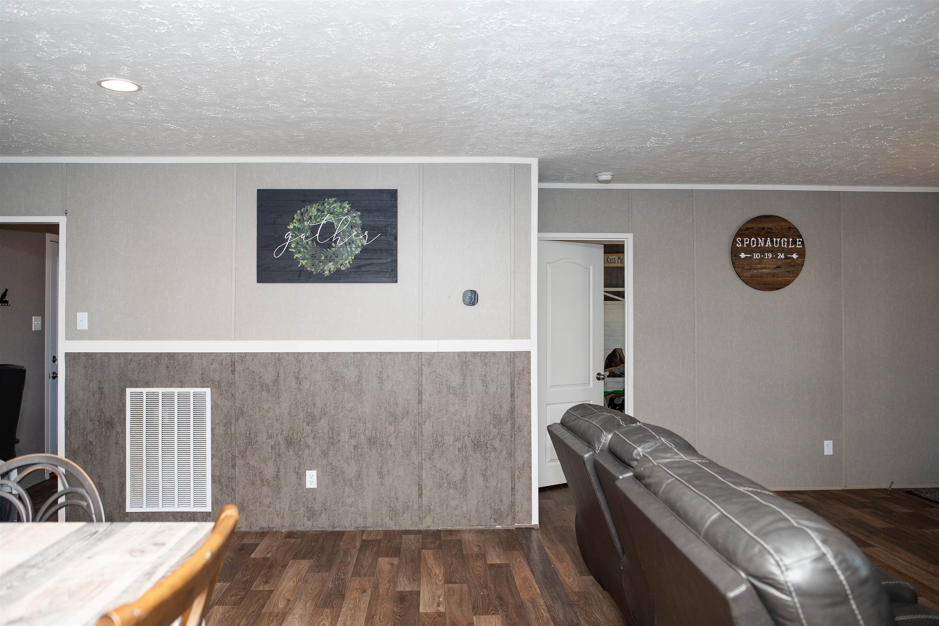 3907 MULE SKINNER LN, ELKTON, Virginia 22827, 3 Bedrooms Bedrooms, ,2 BathroomsBathrooms,Residential,3907 MULE SKINNER LN,675899 MLS # 675899