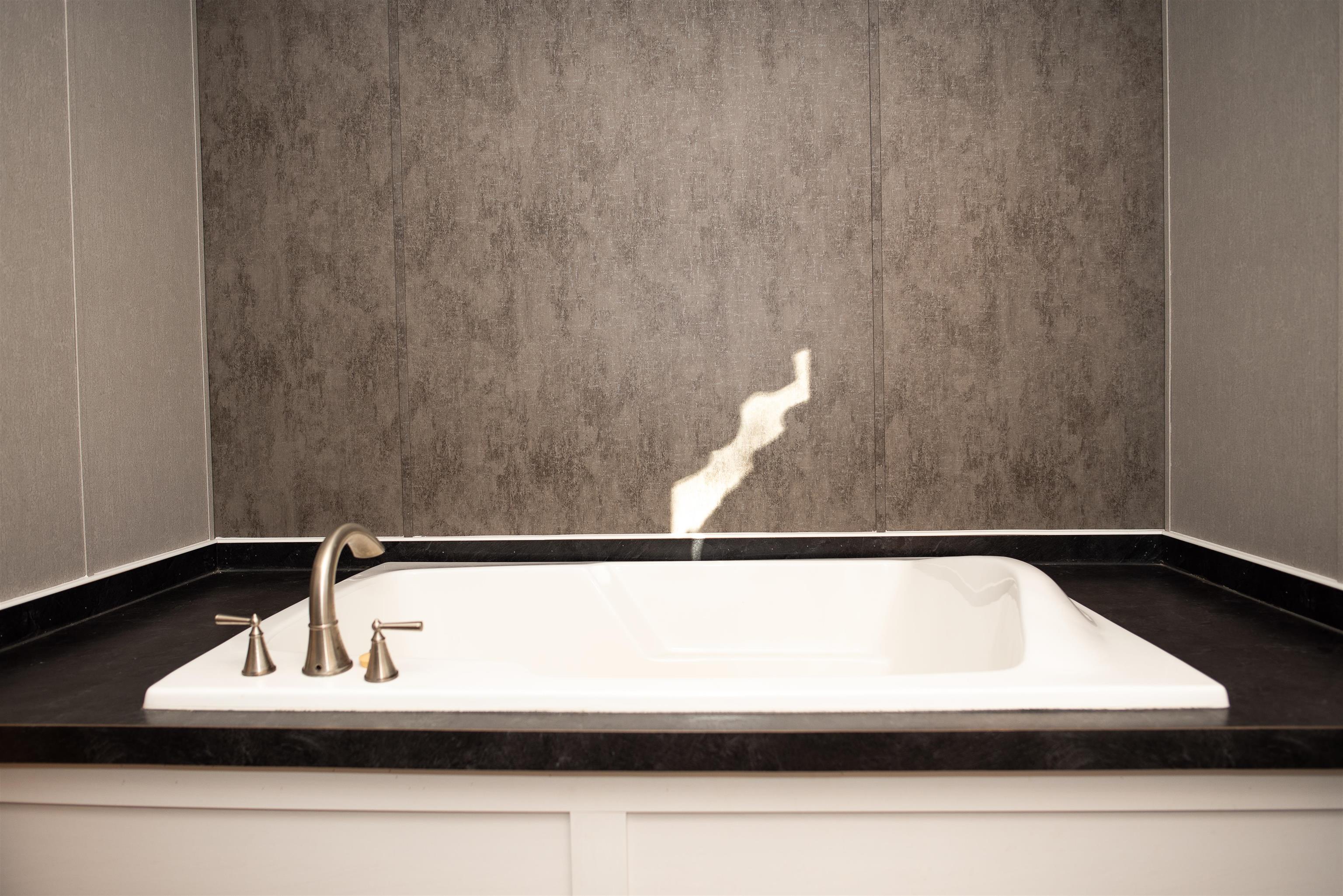 3907 MULE SKINNER LN, ELKTON, Virginia 22827, 3 Bedrooms Bedrooms, ,2 BathroomsBathrooms,Residential,3907 MULE SKINNER LN,675899 MLS # 675899