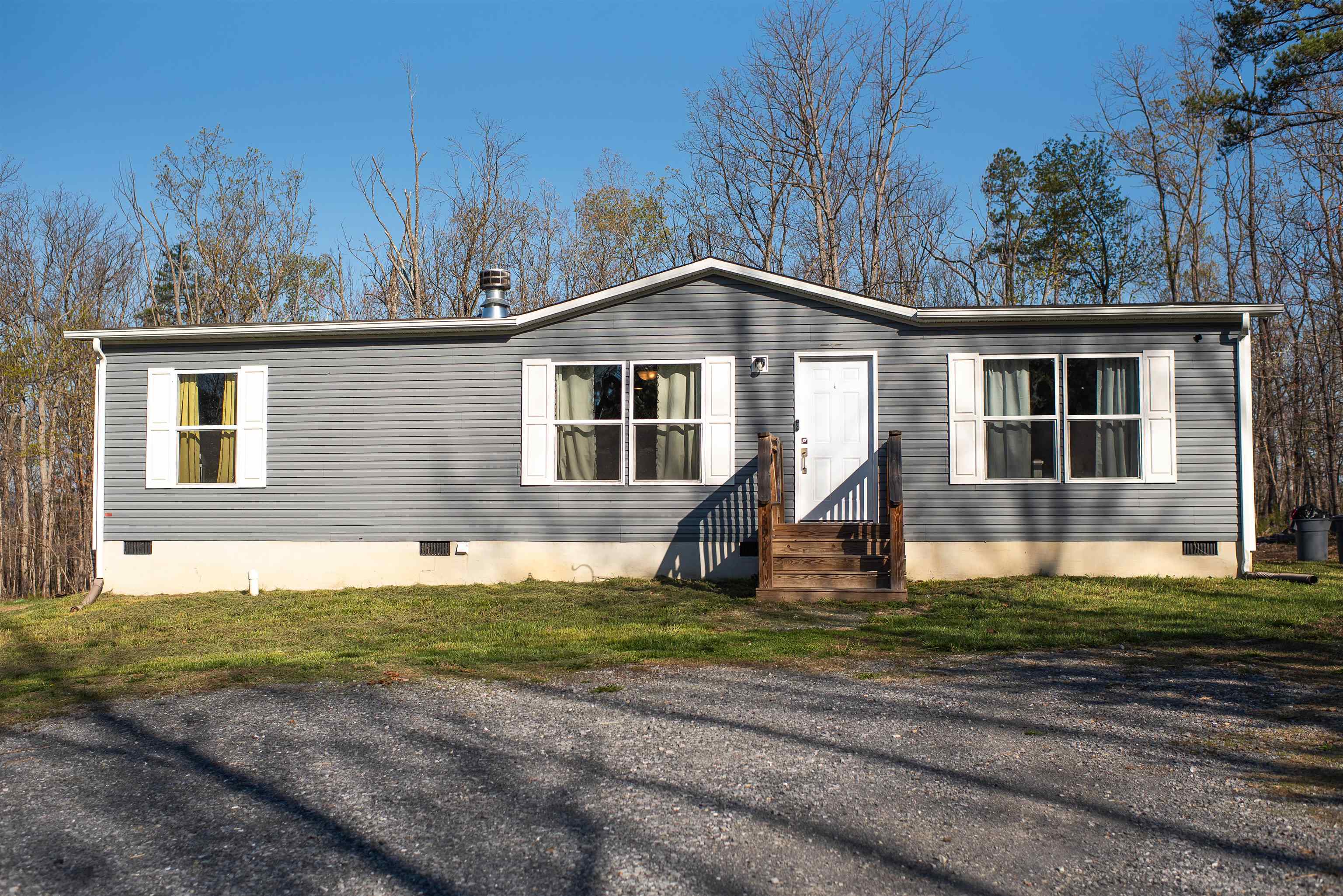 3907 MULE SKINNER LN, ELKTON, Virginia 22827, 3 Bedrooms Bedrooms, ,2 BathroomsBathrooms,Residential,3907 MULE SKINNER LN,675899 MLS # 675899