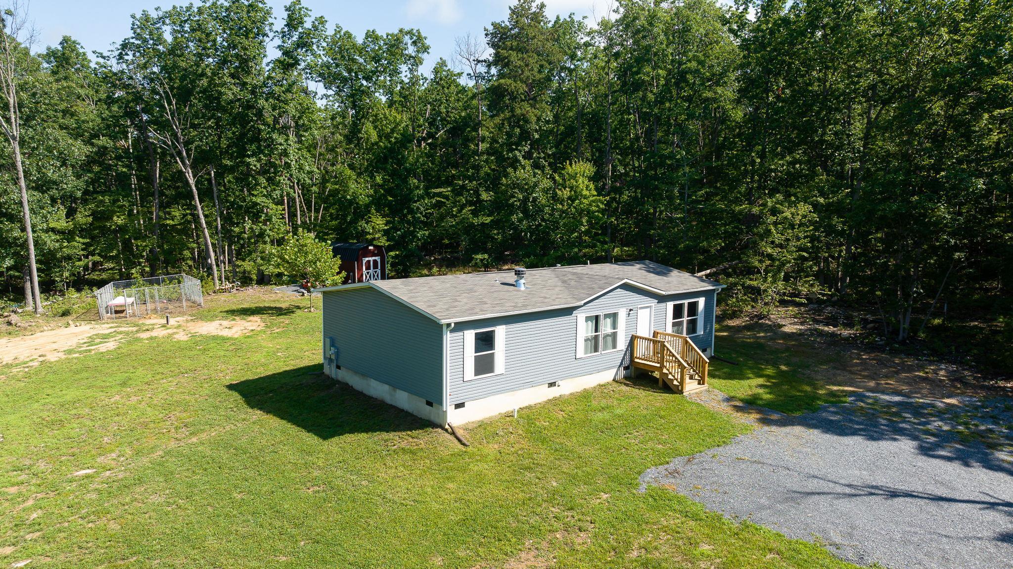 3907 MULE SKINNER LN, ELKTON, Virginia 22827, 3 Bedrooms Bedrooms, ,2 BathroomsBathrooms,Residential,3907 MULE SKINNER LN,675899 MLS # 675899