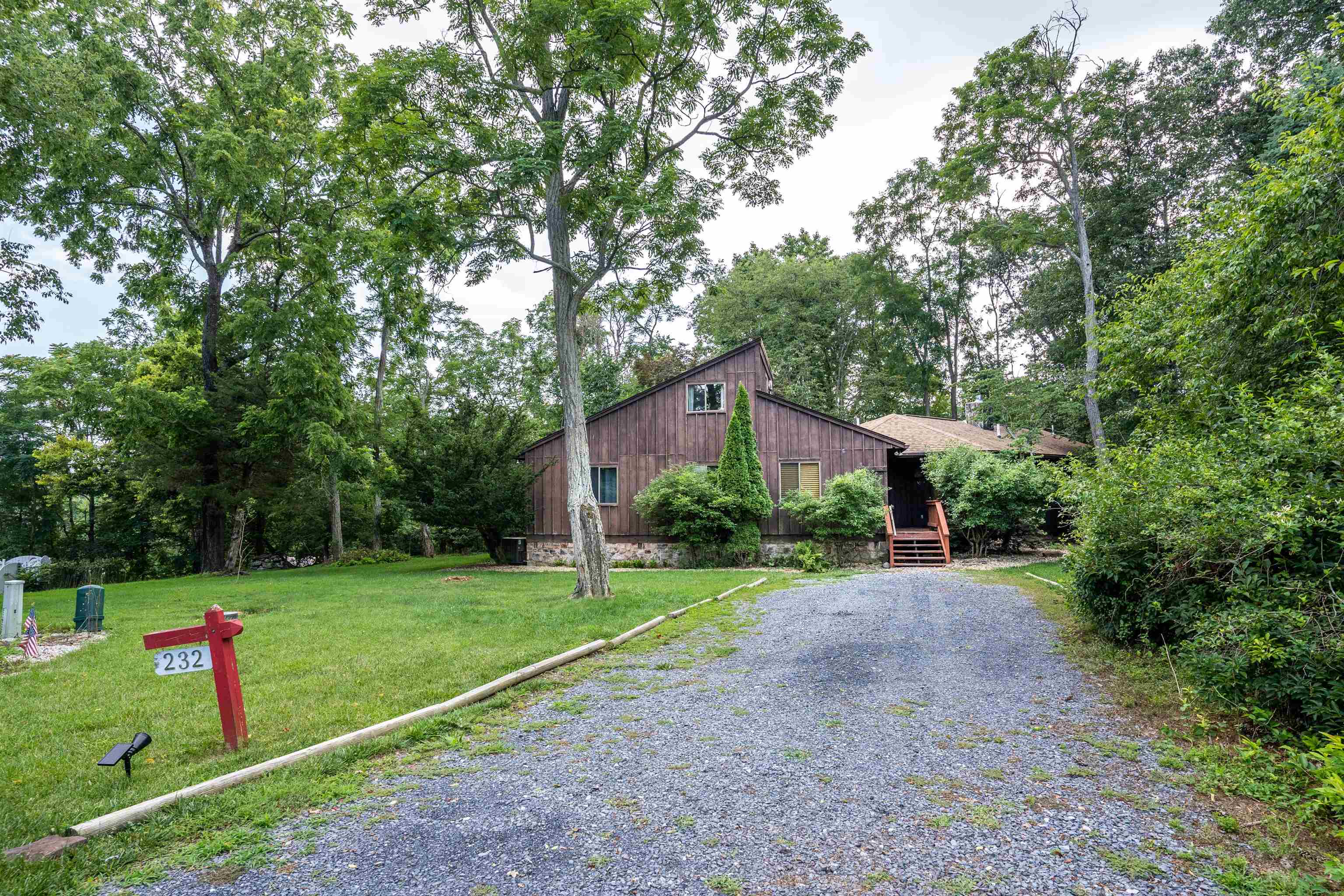 232 POWELL PL, MCGAHEYSVILLE, Virginia 22840, 3 Bedrooms Bedrooms, ,3 BathroomsBathrooms,Residential,232 POWELL PL,675900 MLS # 675900