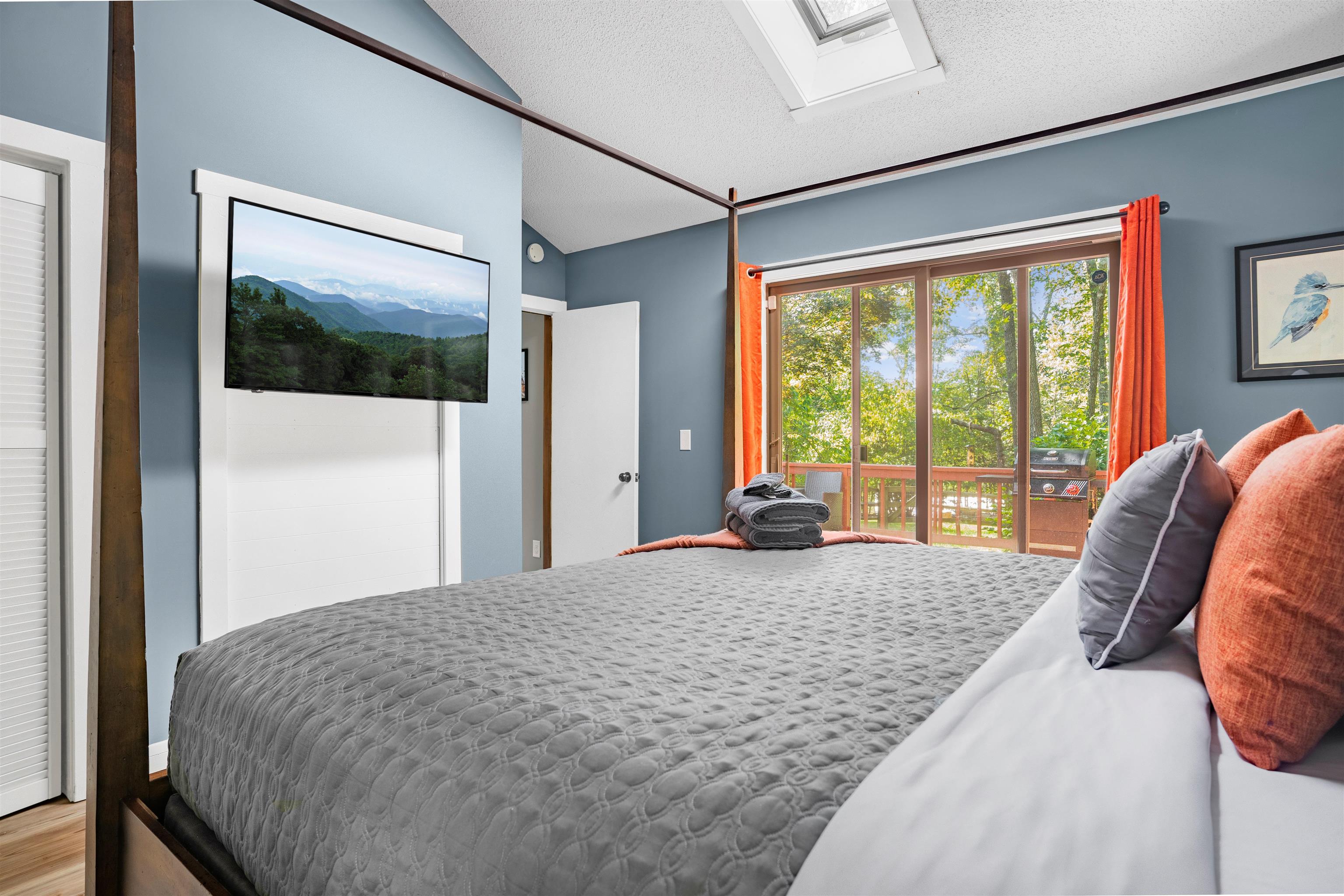 232 POWELL PL, MCGAHEYSVILLE, Virginia 22840, 3 Bedrooms Bedrooms, ,3 BathroomsBathrooms,Residential,232 POWELL PL,675900 MLS # 675900