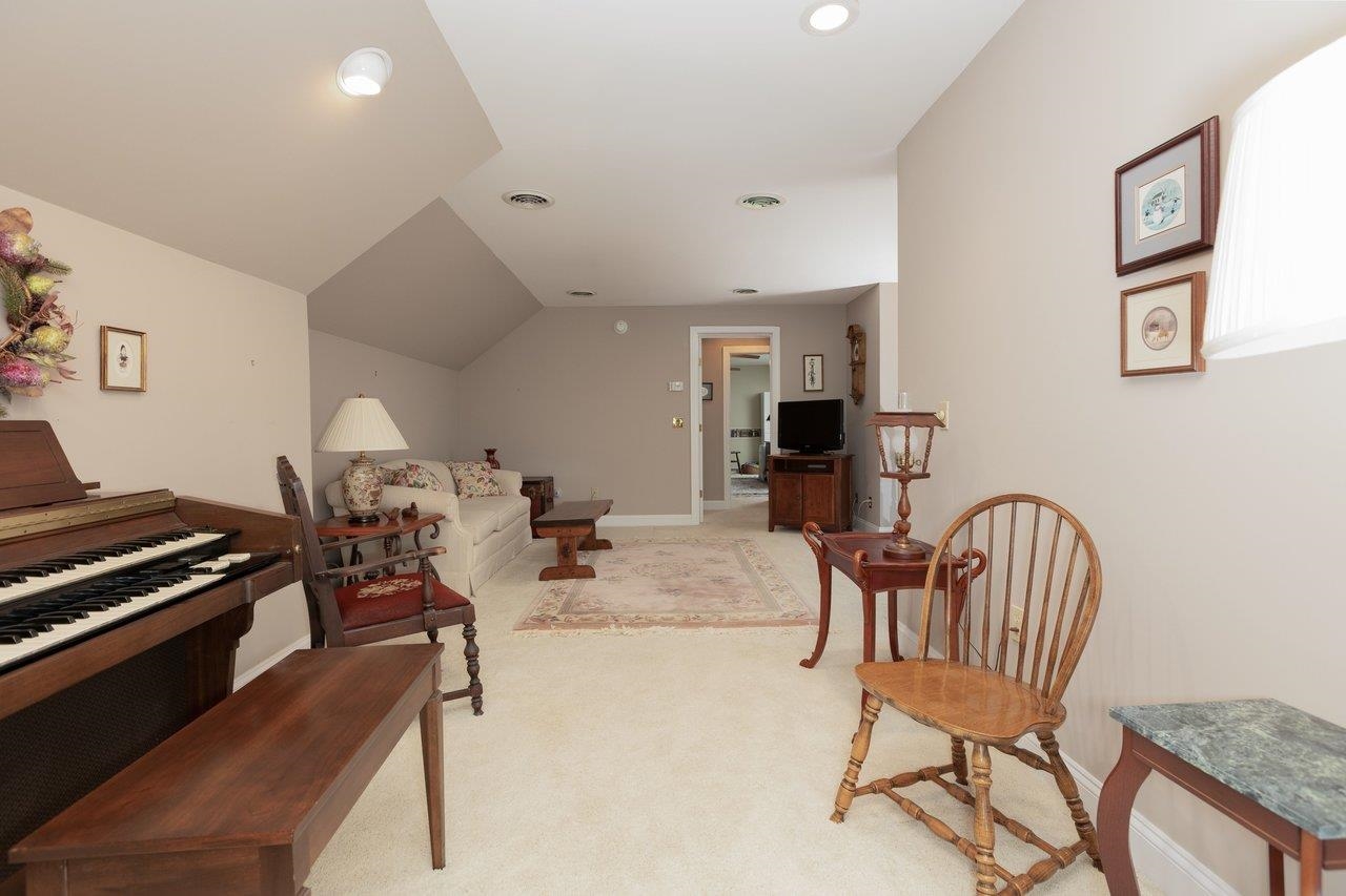 15 CHOWNING CIR, WAYNESBORO, Virginia 22980, 3 Bedrooms Bedrooms, ,3 BathroomsBathrooms,Residential,15 CHOWNING CIR,675901 MLS # 675901