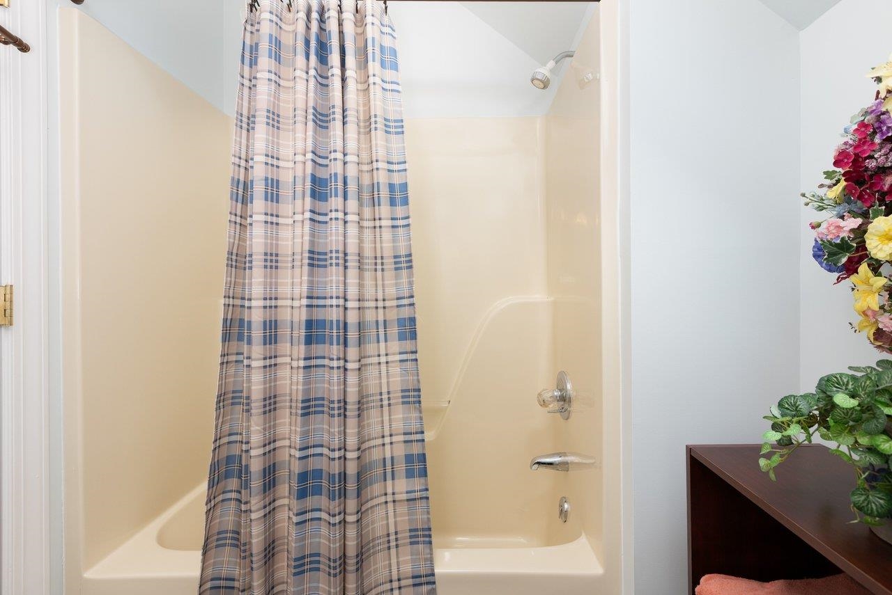 15 CHOWNING CIR, WAYNESBORO, Virginia 22980, 3 Bedrooms Bedrooms, ,3 BathroomsBathrooms,Residential,15 CHOWNING CIR,675901 MLS # 675901