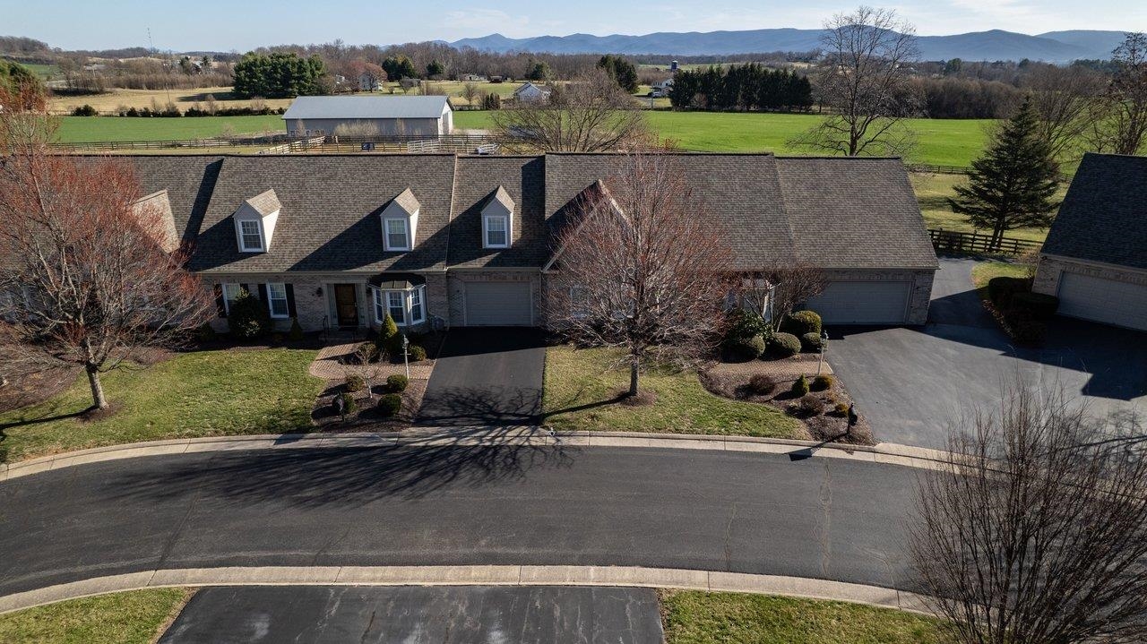 15 CHOWNING CIR, WAYNESBORO, Virginia 22980, 3 Bedrooms Bedrooms, ,3 BathroomsBathrooms,Residential,15 CHOWNING CIR,675901 MLS # 675901