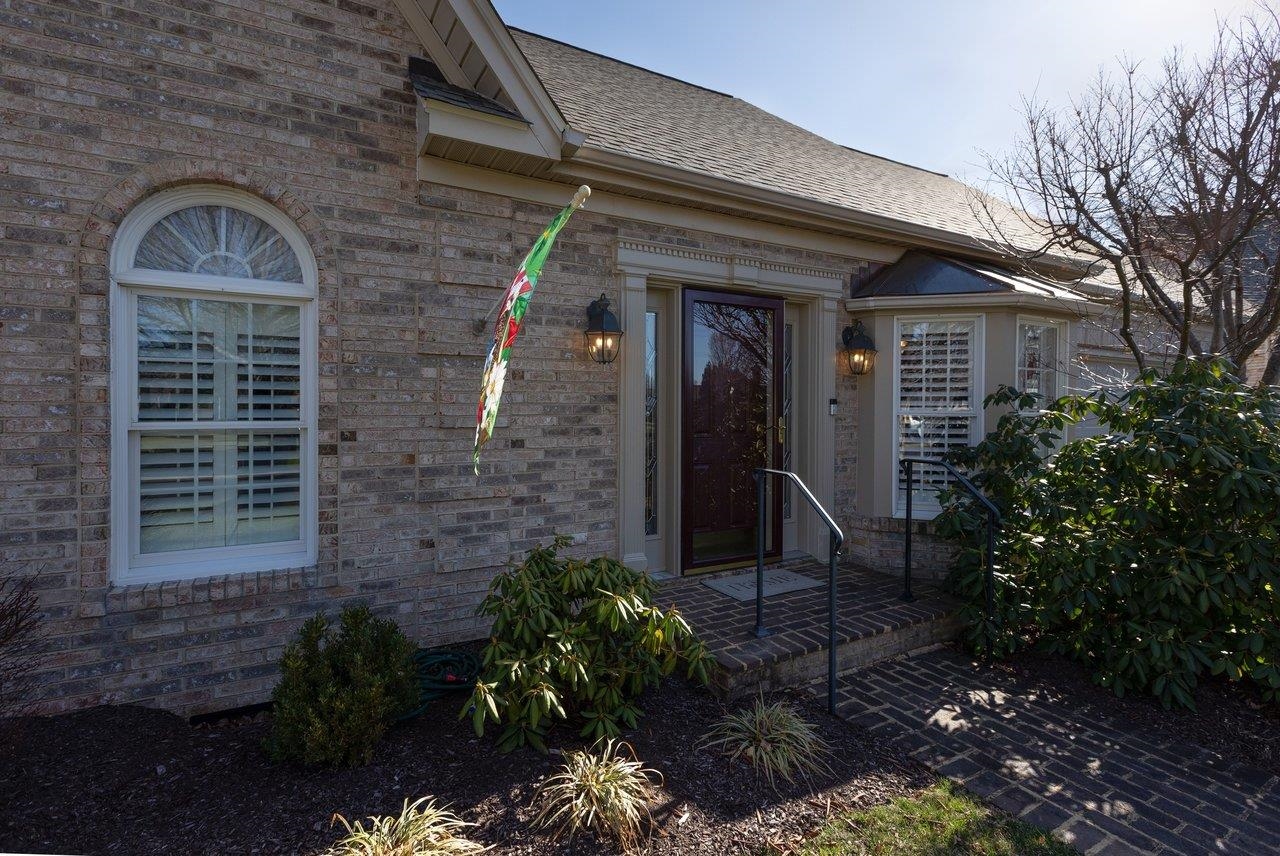 15 CHOWNING CIR, WAYNESBORO, Virginia 22980, 3 Bedrooms Bedrooms, ,3 BathroomsBathrooms,Residential,15 CHOWNING CIR,675901 MLS # 675901