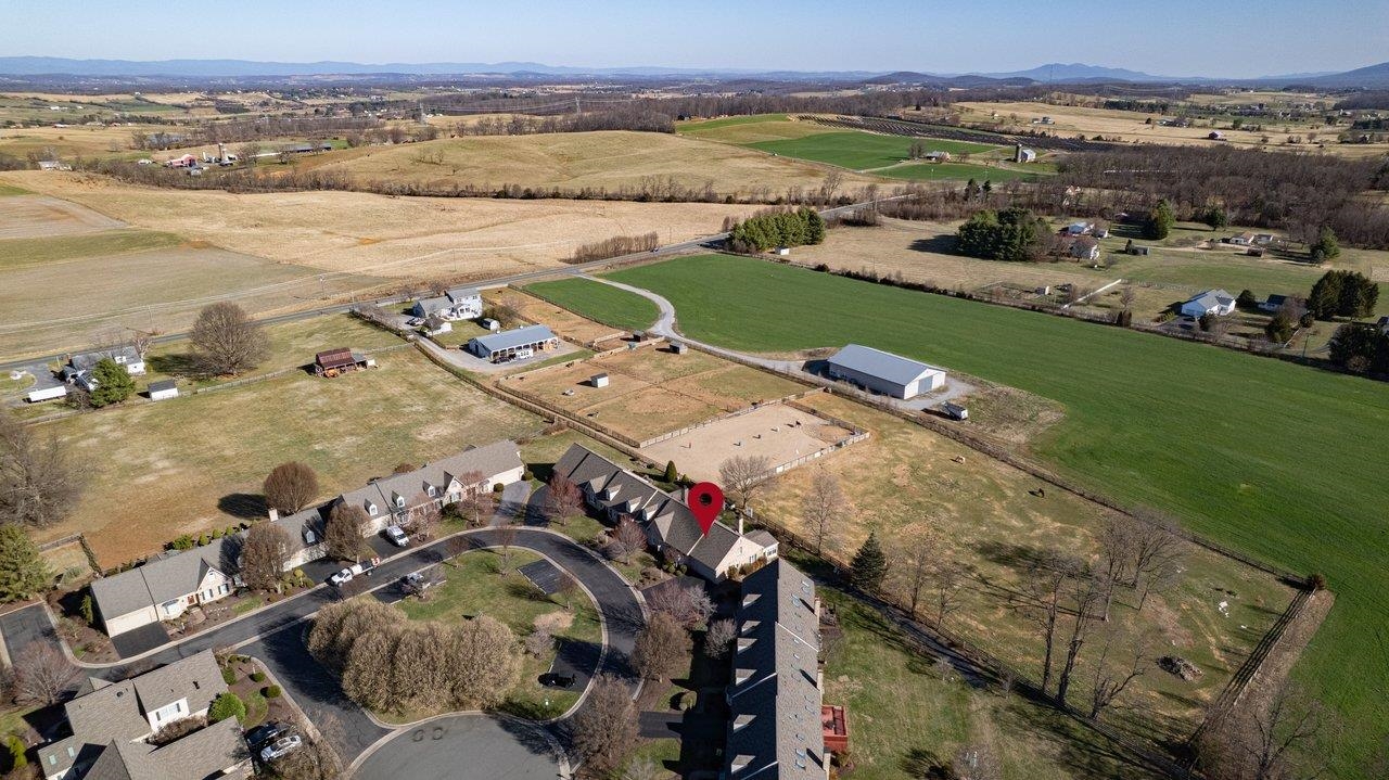 15 CHOWNING CIR, WAYNESBORO, Virginia 22980, 3 Bedrooms Bedrooms, ,3 BathroomsBathrooms,Residential,15 CHOWNING CIR,675901 MLS # 675901