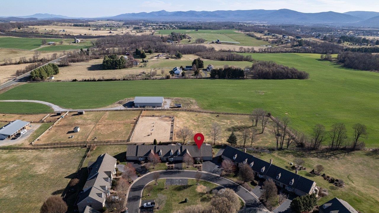 15 CHOWNING CIR, WAYNESBORO, Virginia 22980, 3 Bedrooms Bedrooms, ,3 BathroomsBathrooms,Residential,15 CHOWNING CIR,675901 MLS # 675901