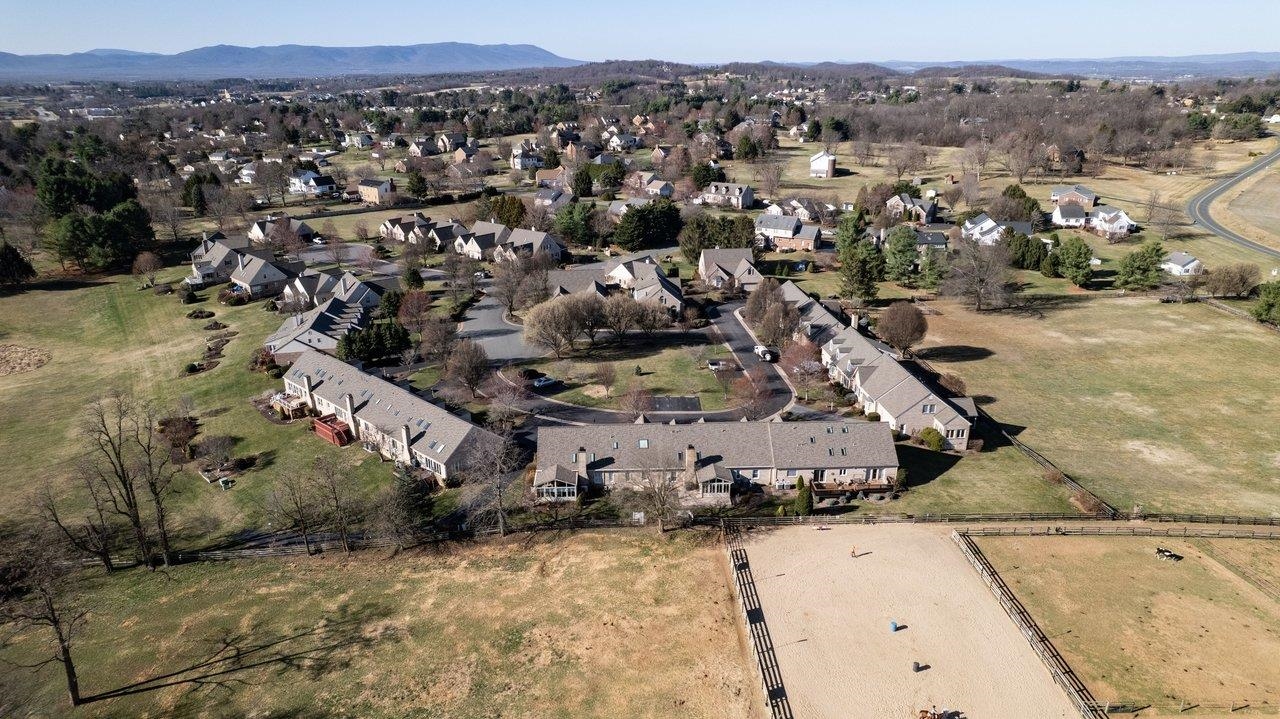 15 CHOWNING CIR, WAYNESBORO, Virginia 22980, 3 Bedrooms Bedrooms, ,3 BathroomsBathrooms,Residential,15 CHOWNING CIR,675901 MLS # 675901