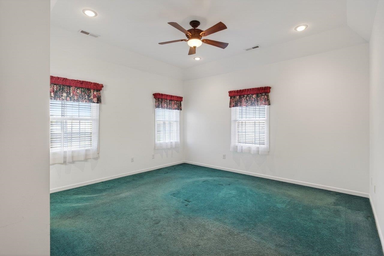 320 JOYCE DR, BRIDGEWATER, Virginia 22812, 3 Bedrooms Bedrooms, ,2 BathroomsBathrooms,Residential,Raish Estate,320 JOYCE DR,675902 MLS # 675902