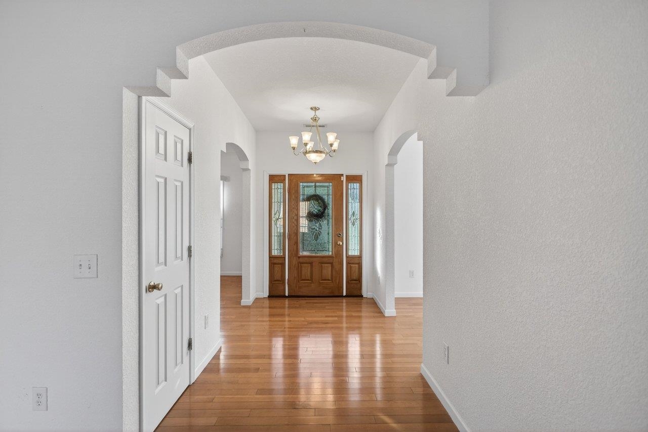 320 JOYCE DR, BRIDGEWATER, Virginia 22812, 3 Bedrooms Bedrooms, ,2 BathroomsBathrooms,Residential,Raish Estate,320 JOYCE DR,675902 MLS # 675902