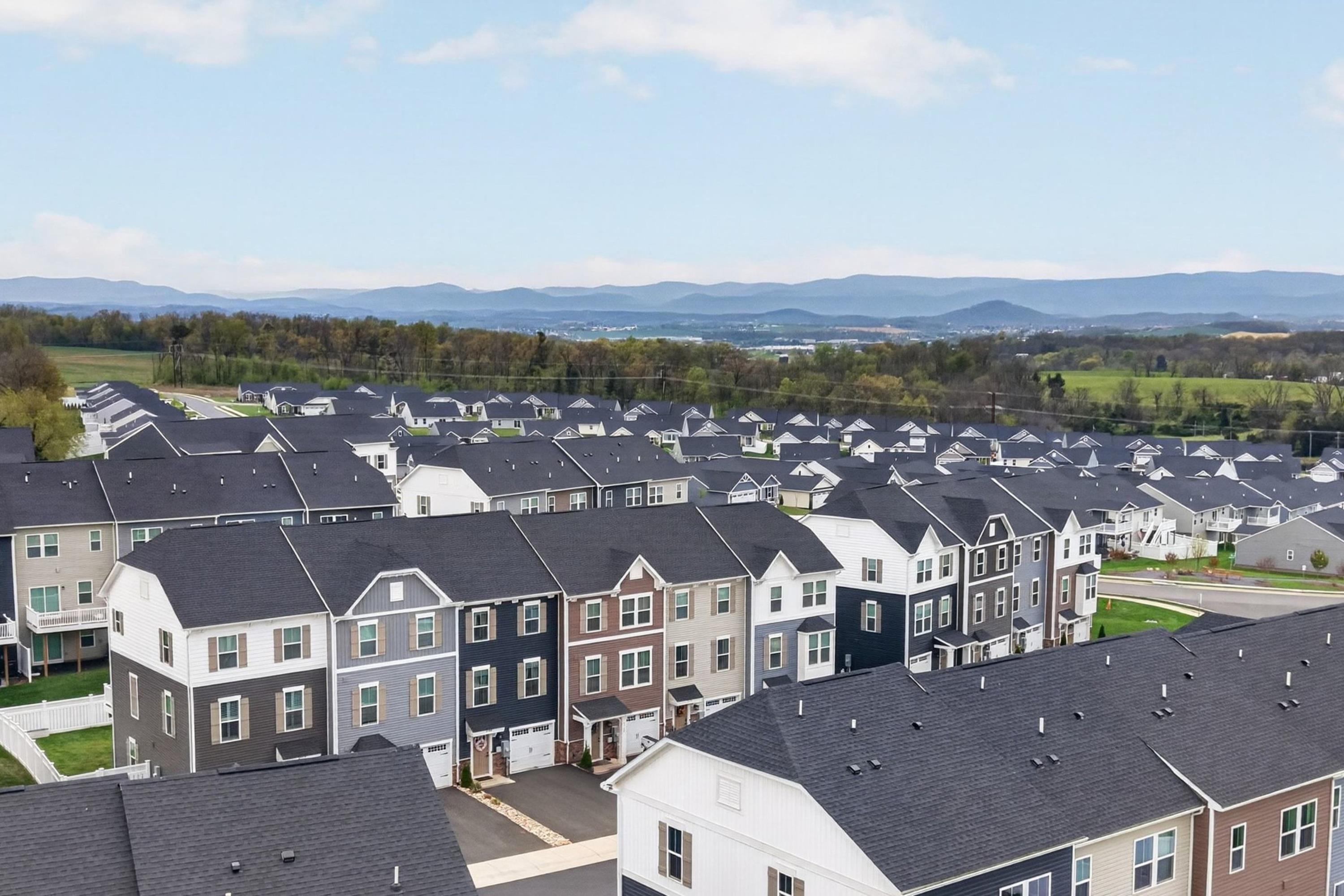 4544 DRYSDALE ST, ROCKINGHAM, Virginia 22801, 3 Bedrooms Bedrooms, ,2 BathroomsBathrooms,Residential,4544 DRYSDALE ST,675903 MLS # 675903