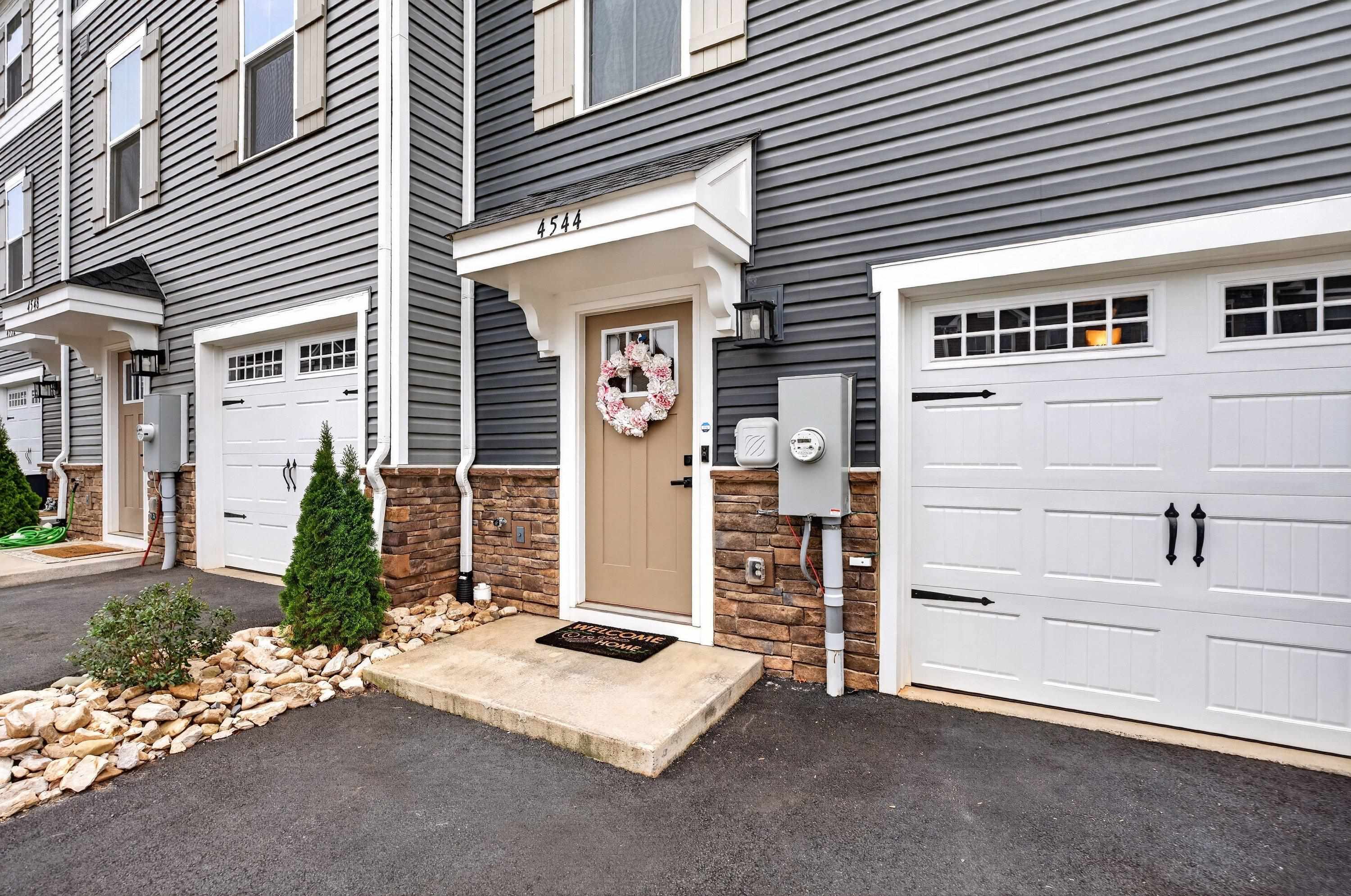 4544 DRYSDALE ST, ROCKINGHAM, Virginia 22801, 3 Bedrooms Bedrooms, ,2 BathroomsBathrooms,Residential,4544 DRYSDALE ST,675903 MLS # 675903