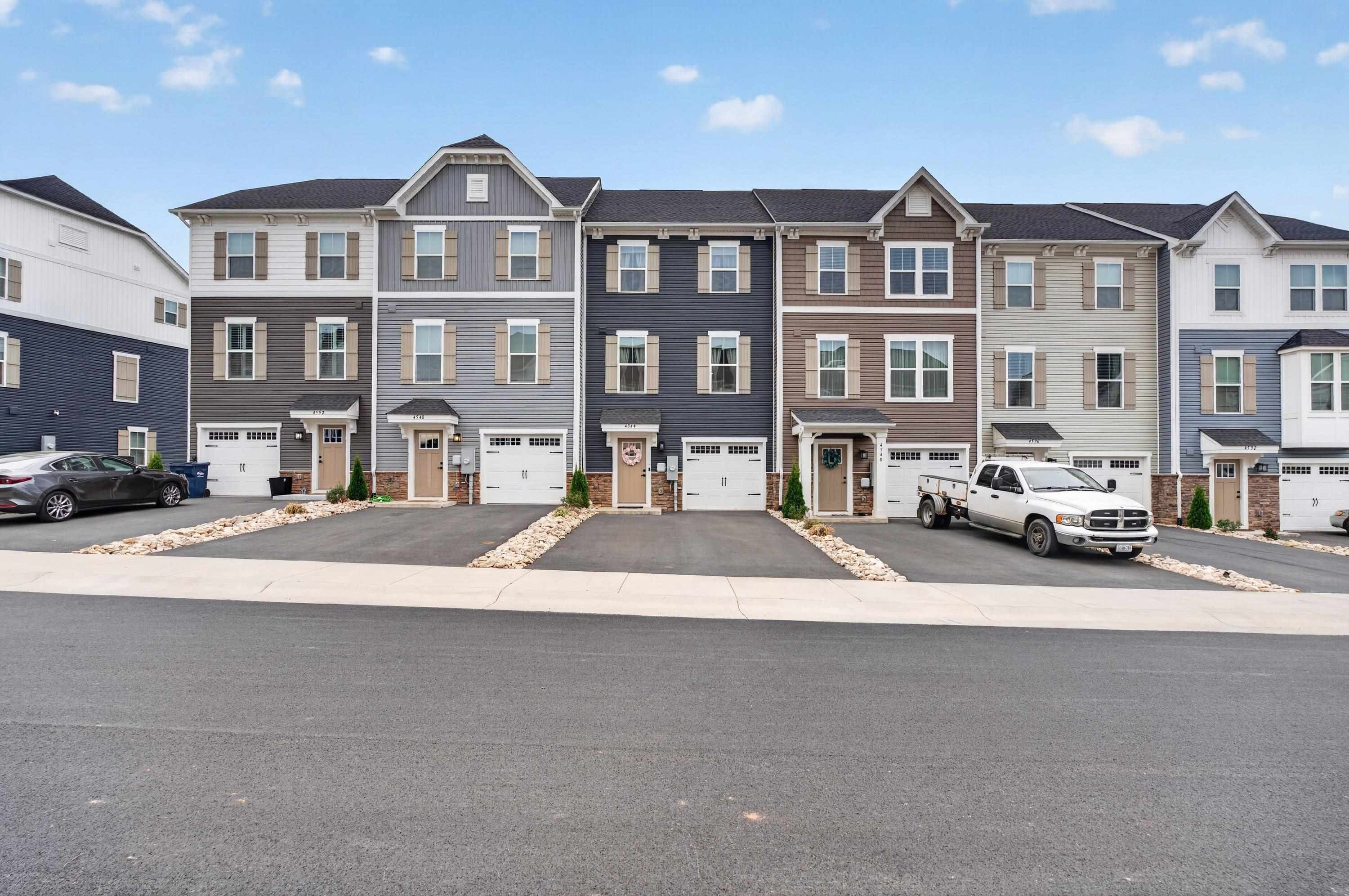 4544 DRYSDALE ST, ROCKINGHAM, Virginia 22801, 3 Bedrooms Bedrooms, ,2 BathroomsBathrooms,Residential,4544 DRYSDALE ST,675903 MLS # 675903