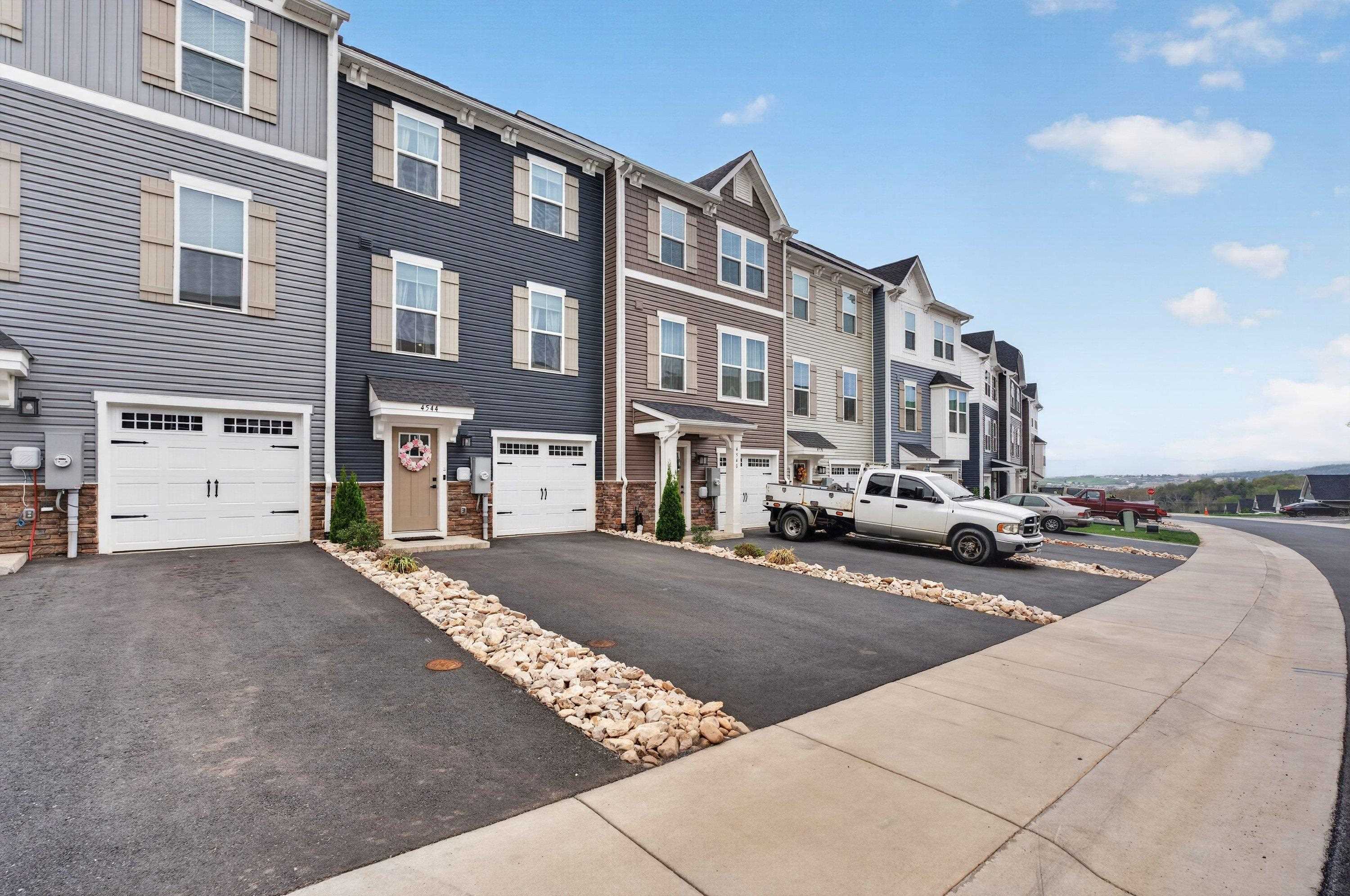 4544 DRYSDALE ST, ROCKINGHAM, Virginia 22801, 3 Bedrooms Bedrooms, ,2 BathroomsBathrooms,Residential,4544 DRYSDALE ST,675903 MLS # 675903