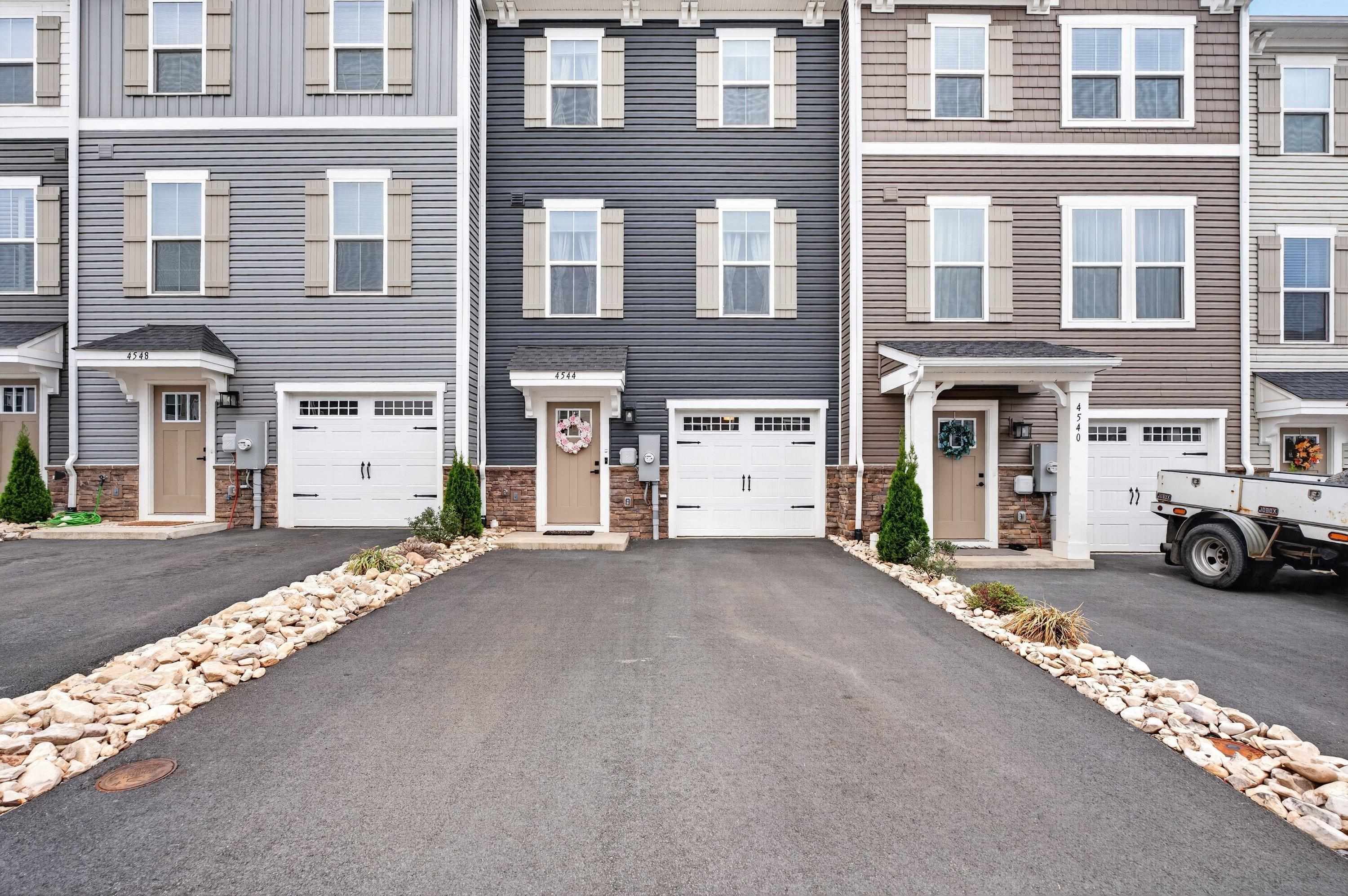 4544 DRYSDALE ST, ROCKINGHAM, Virginia 22801, 3 Bedrooms Bedrooms, ,2 BathroomsBathrooms,Residential,4544 DRYSDALE ST,675903 MLS # 675903