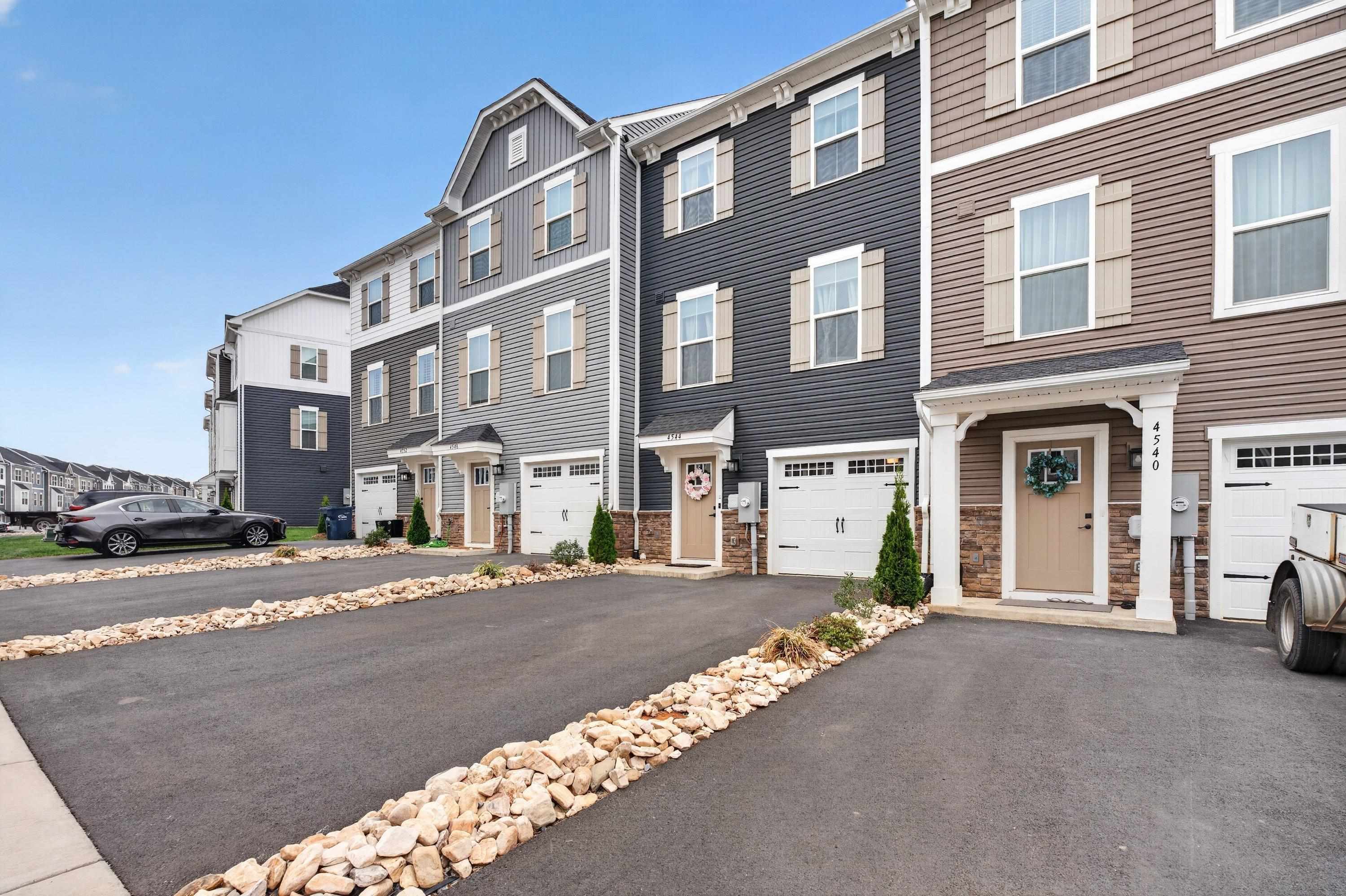 4544 DRYSDALE ST, ROCKINGHAM, Virginia 22801, 3 Bedrooms Bedrooms, ,2 BathroomsBathrooms,Residential,4544 DRYSDALE ST,675903 MLS # 675903