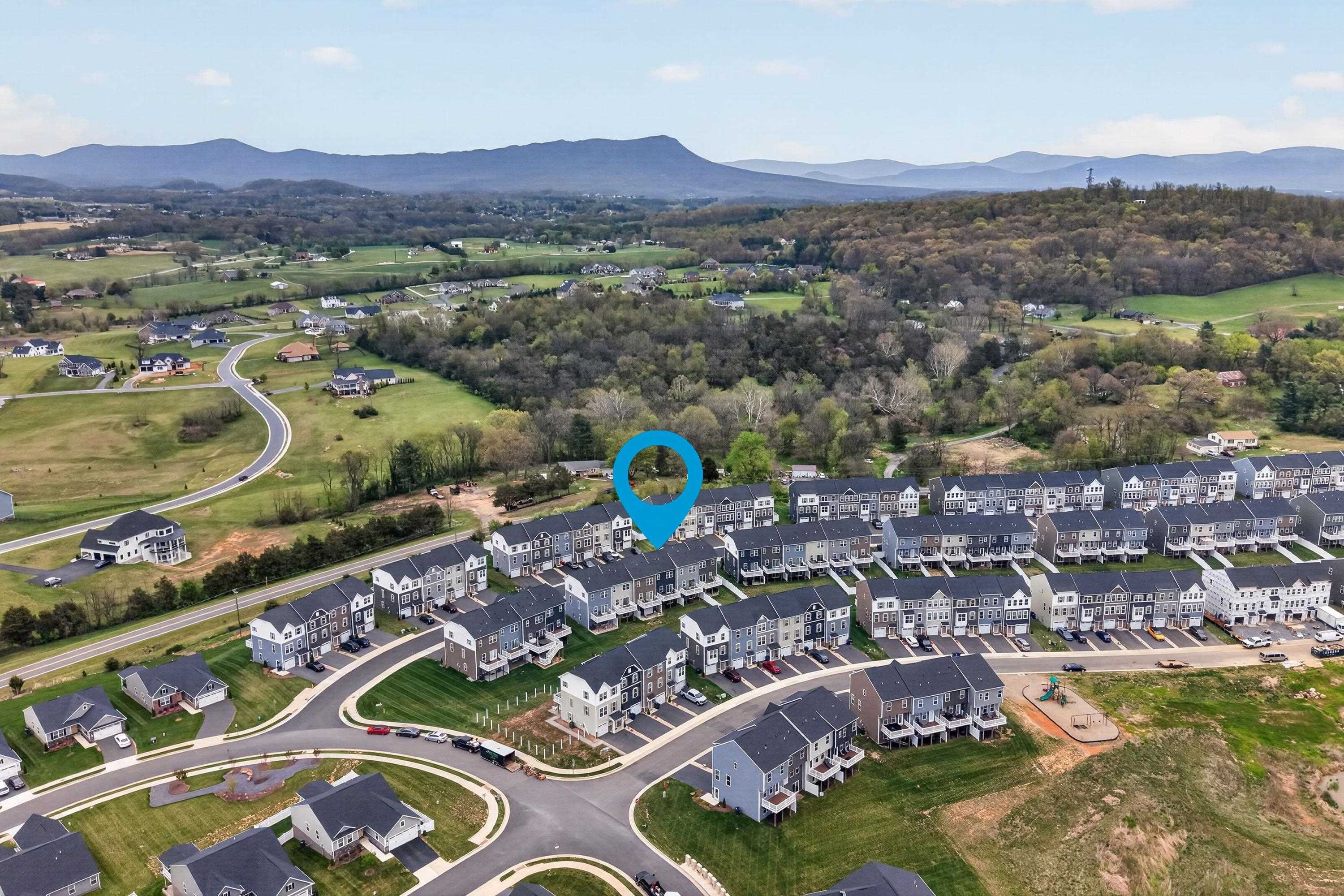 4544 DRYSDALE ST, ROCKINGHAM, Virginia 22801, 3 Bedrooms Bedrooms, ,2 BathroomsBathrooms,Residential,4544 DRYSDALE ST,675903 MLS # 675903