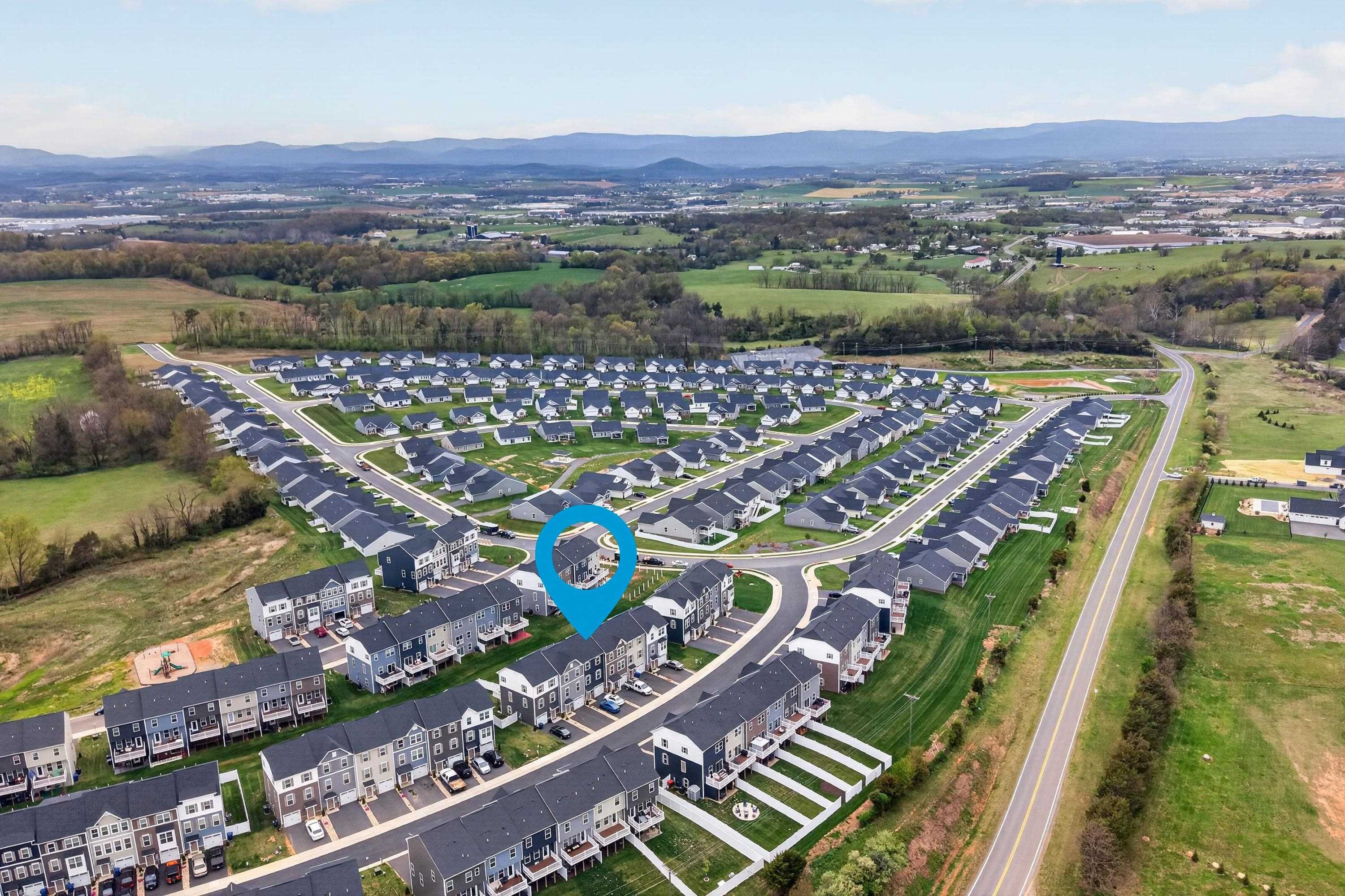 4544 DRYSDALE ST, ROCKINGHAM, Virginia 22801, 3 Bedrooms Bedrooms, ,2 BathroomsBathrooms,Residential,4544 DRYSDALE ST,675903 MLS # 675903