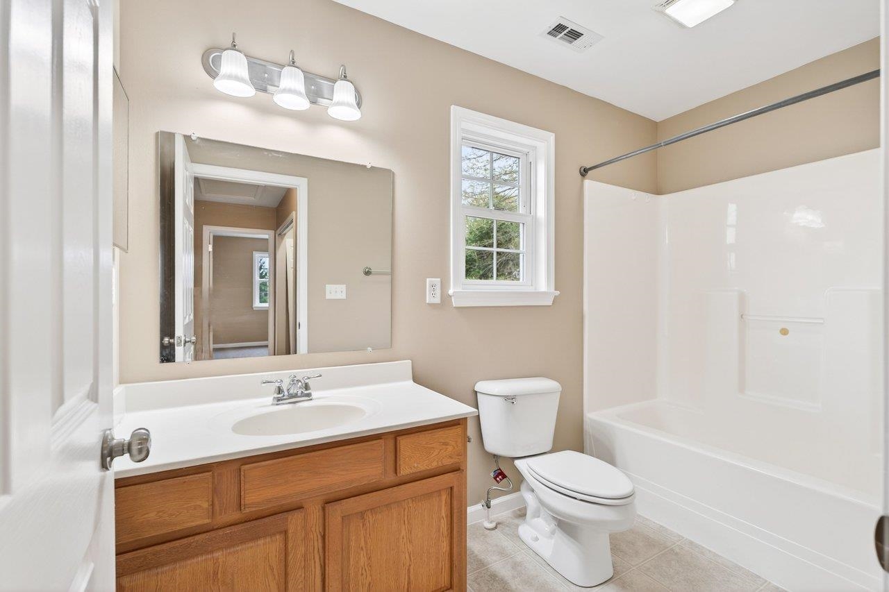 206 WILLOW OAKS DR, ELKTON, Virginia 22827, 3 Bedrooms Bedrooms, ,1 BathroomBathrooms,Residential,206 WILLOW OAKS DR,675905 MLS # 675905