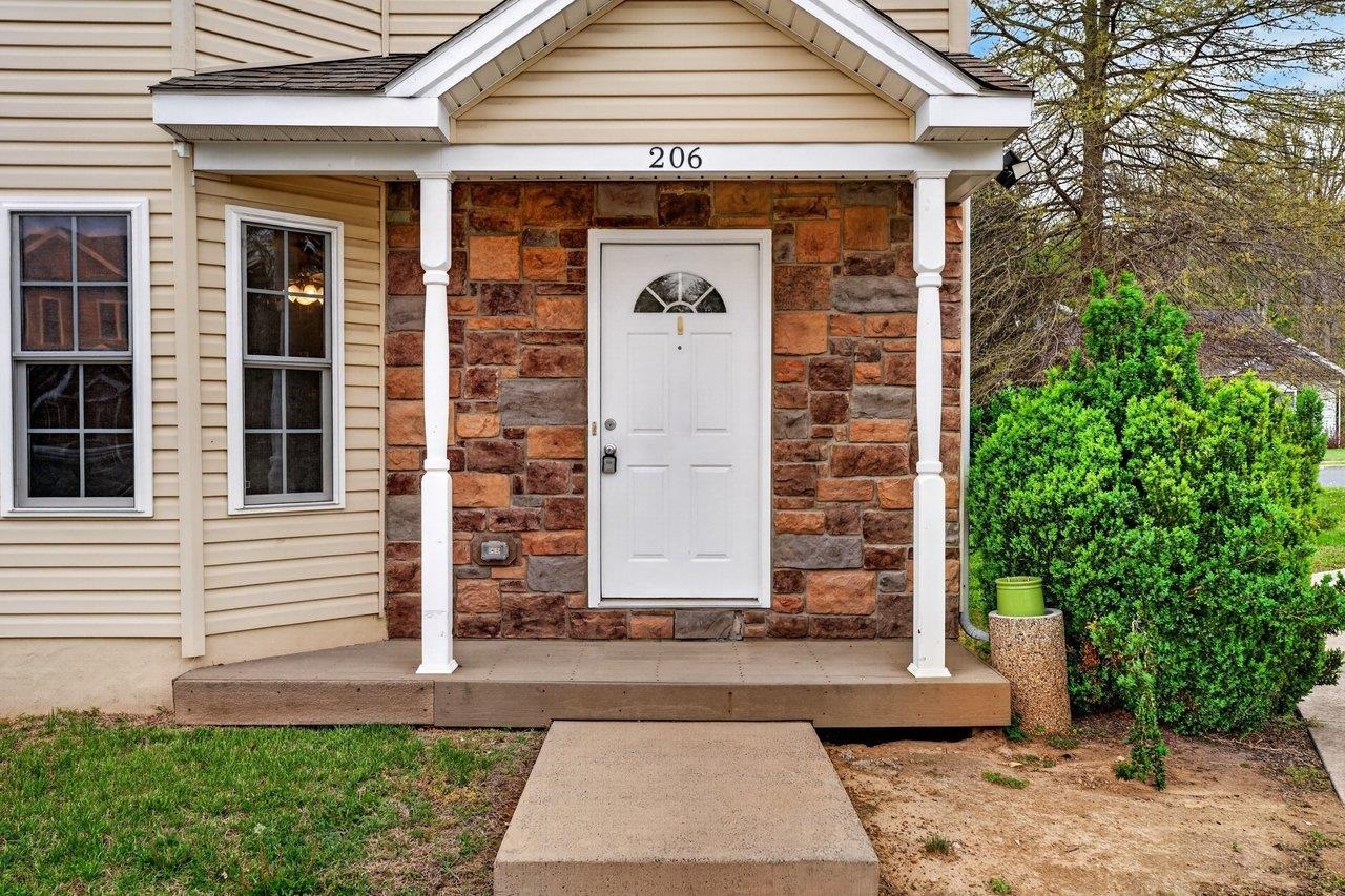 206 WILLOW OAKS DR, ELKTON, Virginia 22827, 3 Bedrooms Bedrooms, ,1 BathroomBathrooms,Residential,206 WILLOW OAKS DR,675905 MLS # 675905