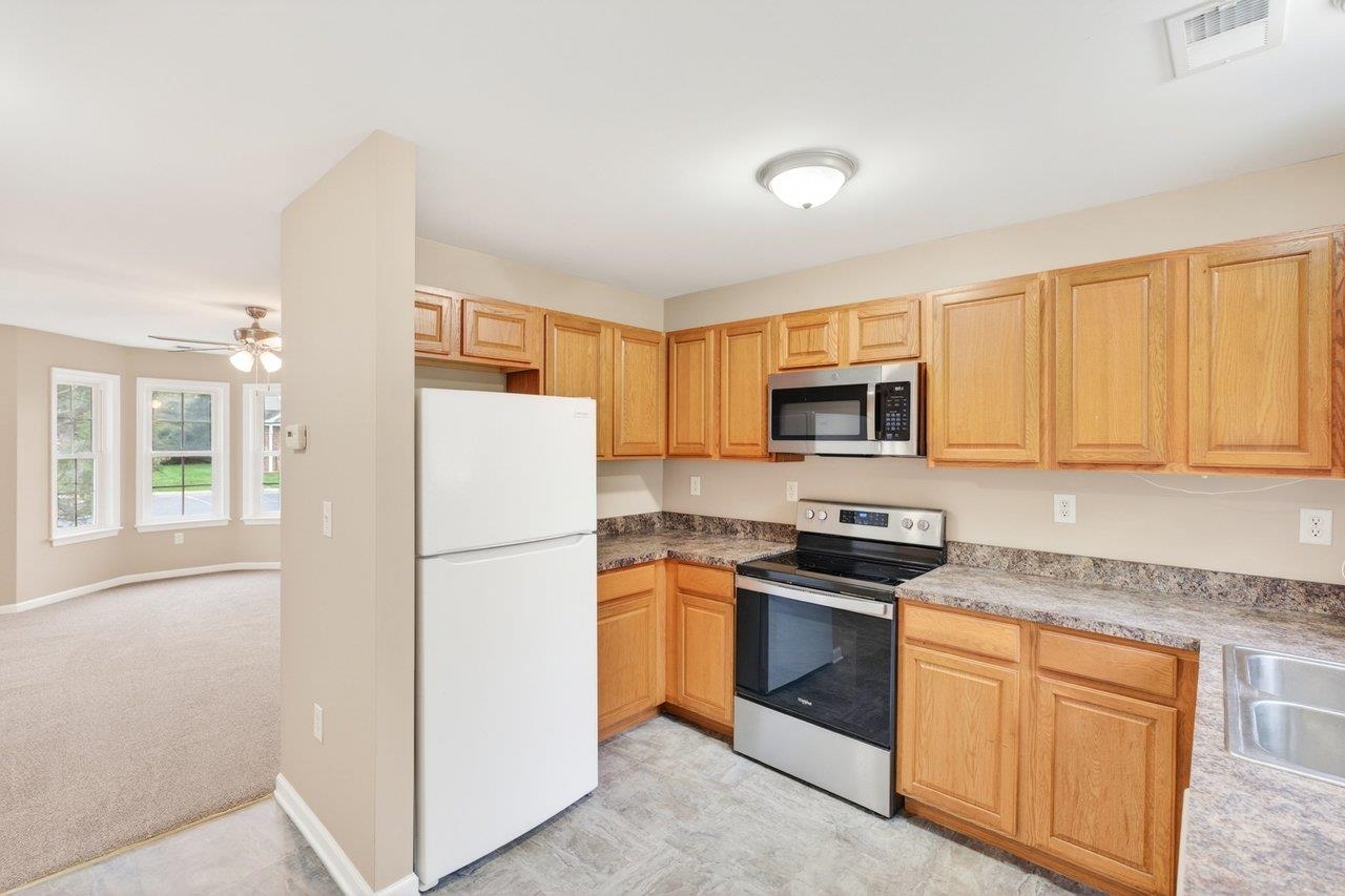 206 WILLOW OAKS DR, ELKTON, Virginia 22827, 3 Bedrooms Bedrooms, ,1 BathroomBathrooms,Residential,206 WILLOW OAKS DR,675905 MLS # 675905