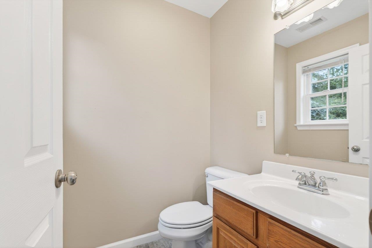 206 WILLOW OAKS DR, ELKTON, Virginia 22827, 3 Bedrooms Bedrooms, ,1 BathroomBathrooms,Residential,206 WILLOW OAKS DR,675905 MLS # 675905