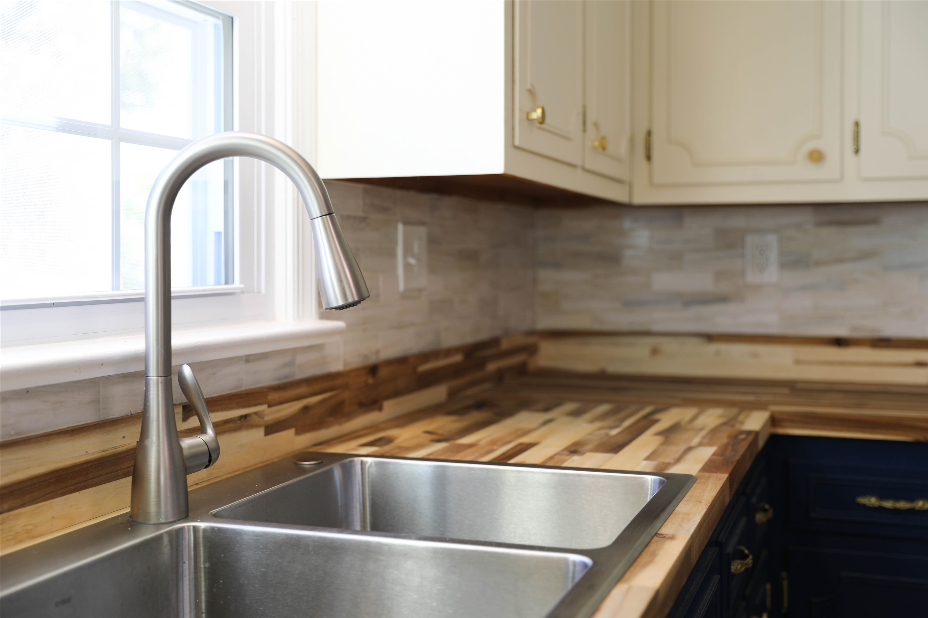 829 JEFFERSON AVE, WAYNESBORO, Virginia 22980, 3 Bedrooms Bedrooms, ,1 BathroomBathrooms,Residential,829 JEFFERSON AVE,675907 MLS # 675907