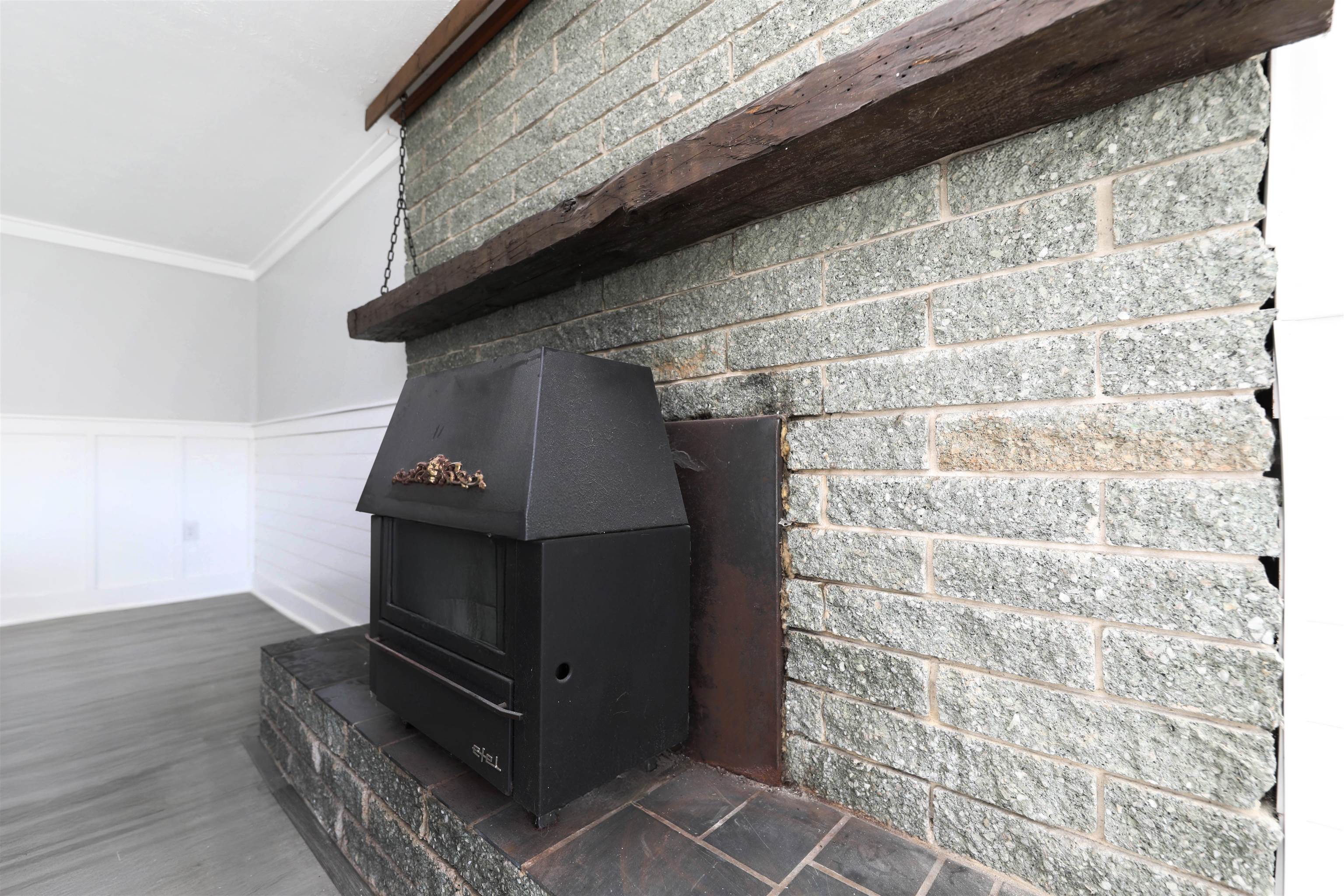 829 JEFFERSON AVE, WAYNESBORO, Virginia 22980, 3 Bedrooms Bedrooms, ,1 BathroomBathrooms,Residential,829 JEFFERSON AVE,675907 MLS # 675907