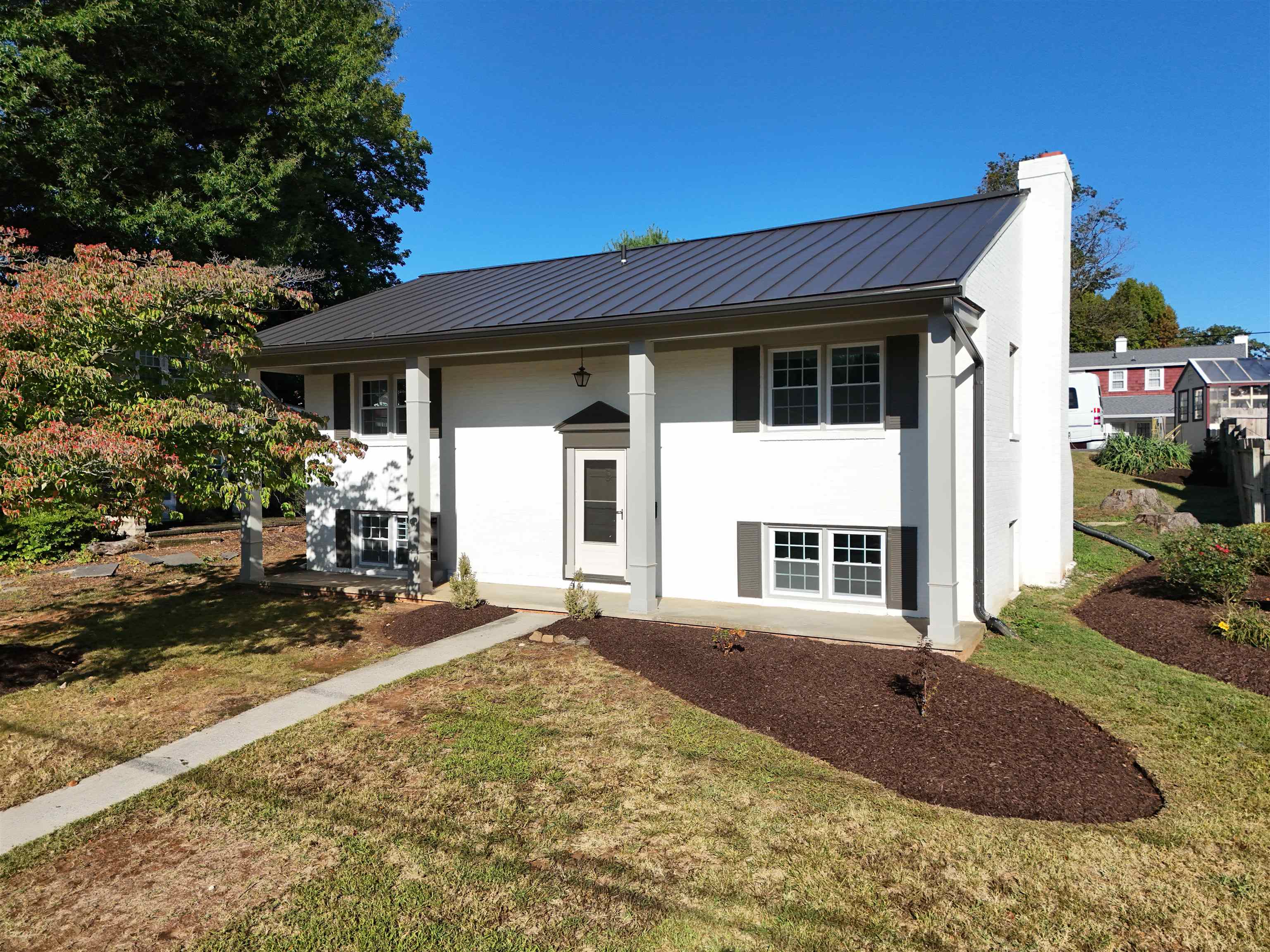 829 JEFFERSON AVE, WAYNESBORO, Virginia 22980, 3 Bedrooms Bedrooms, ,1 BathroomBathrooms,Residential,829 JEFFERSON AVE,675907 MLS # 675907