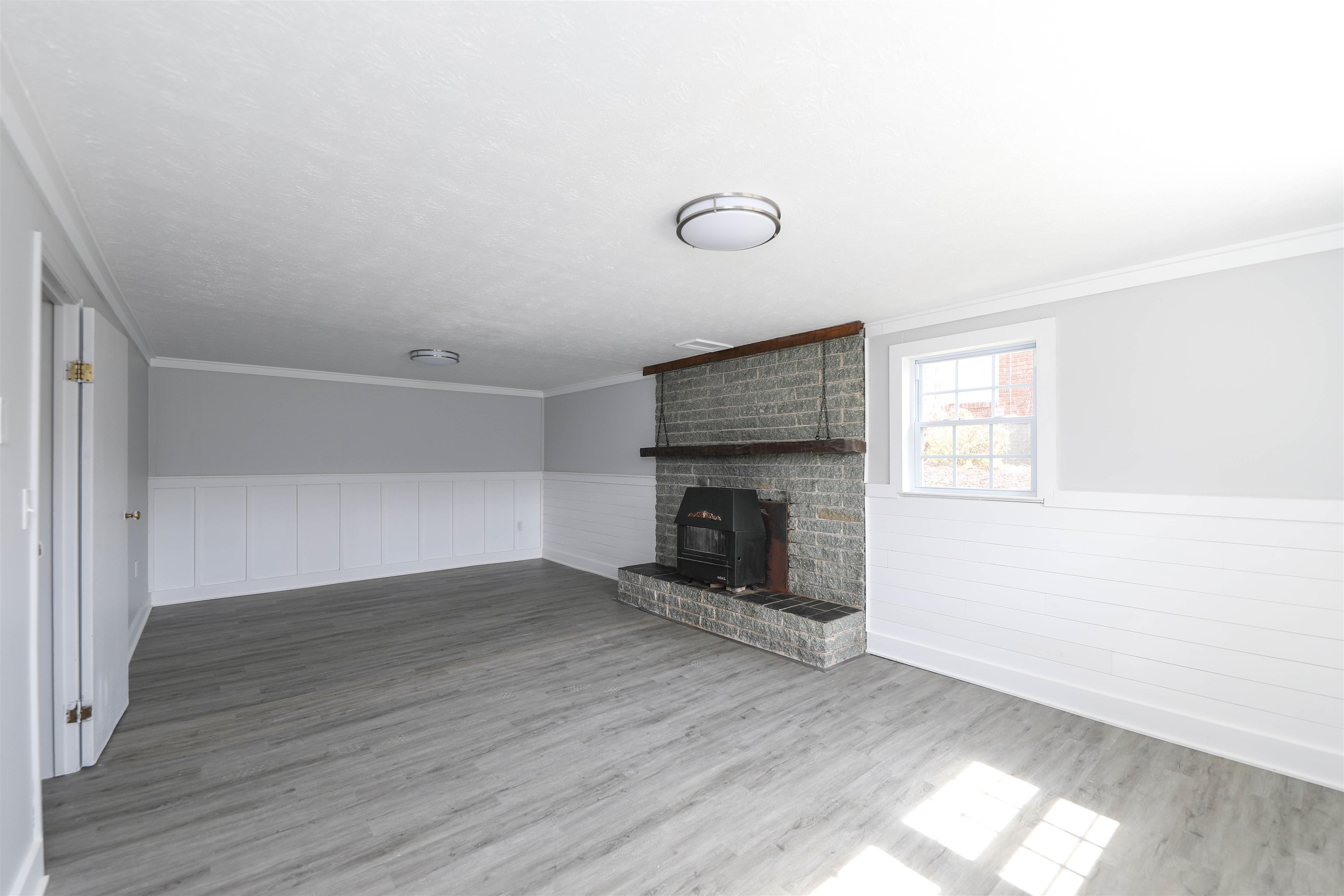 829 JEFFERSON AVE, WAYNESBORO, Virginia 22980, 3 Bedrooms Bedrooms, ,1 BathroomBathrooms,Residential,829 JEFFERSON AVE,675907 MLS # 675907