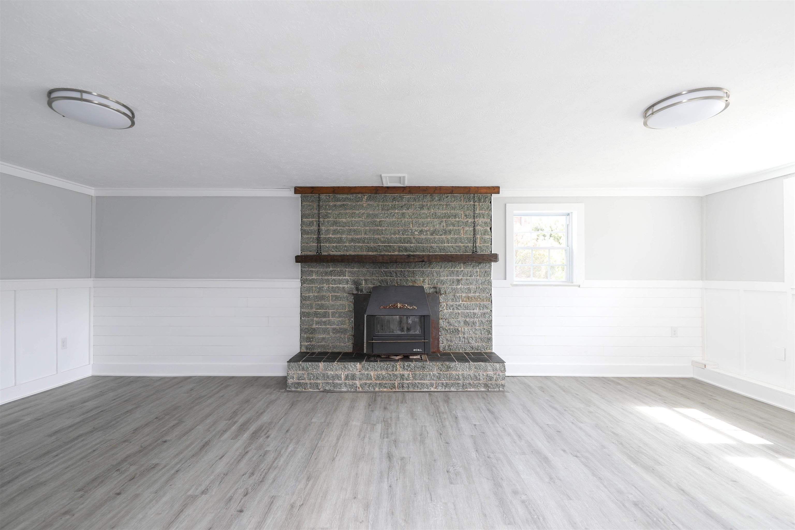 829 JEFFERSON AVE, WAYNESBORO, Virginia 22980, 3 Bedrooms Bedrooms, ,1 BathroomBathrooms,Residential,829 JEFFERSON AVE,675907 MLS # 675907